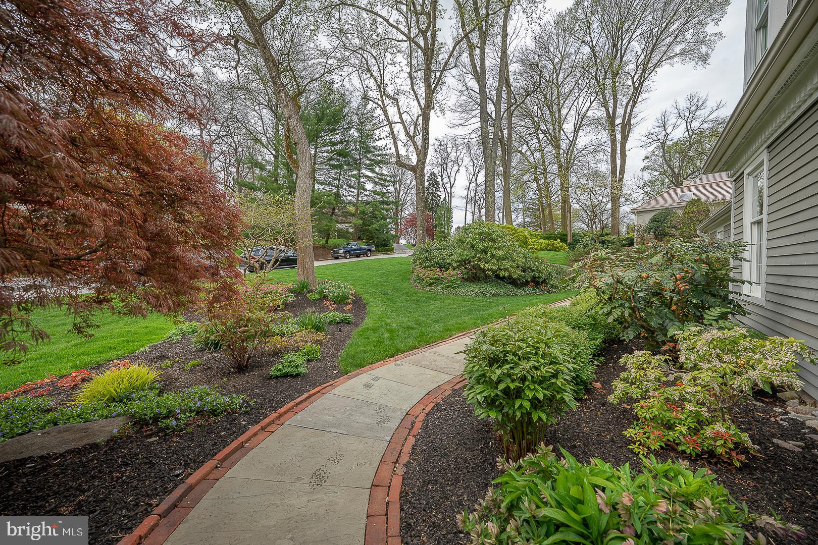 RAVENSCLIFF - Residential