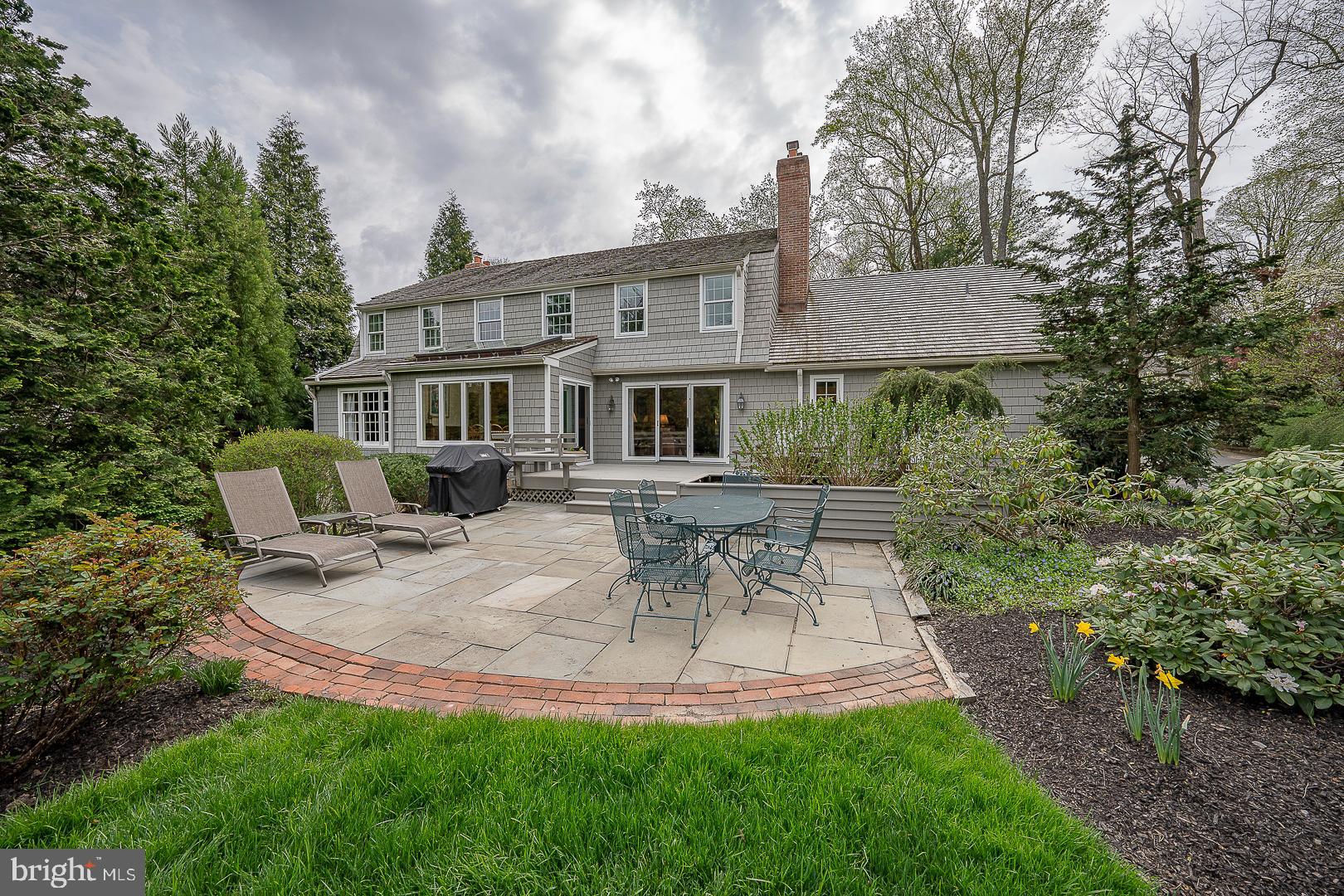 RAVENSCLIFF - Residential