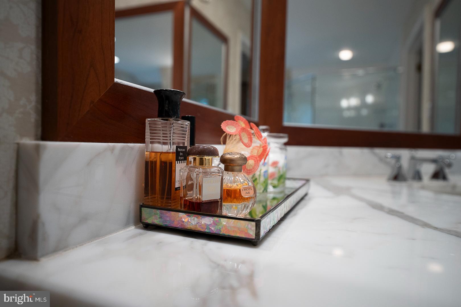 RAVENSCLIFF - Residential