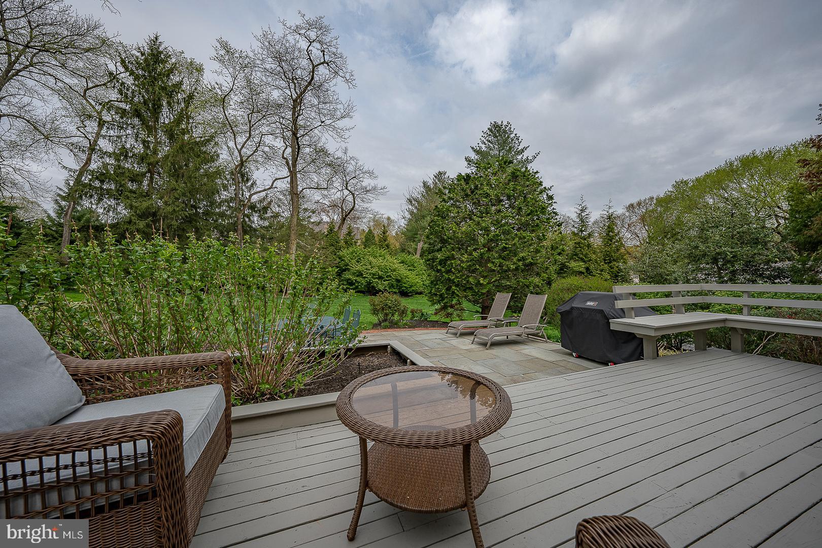 RAVENSCLIFF - Residential