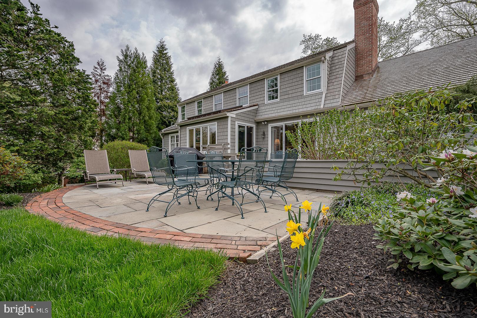 RAVENSCLIFF - Residential