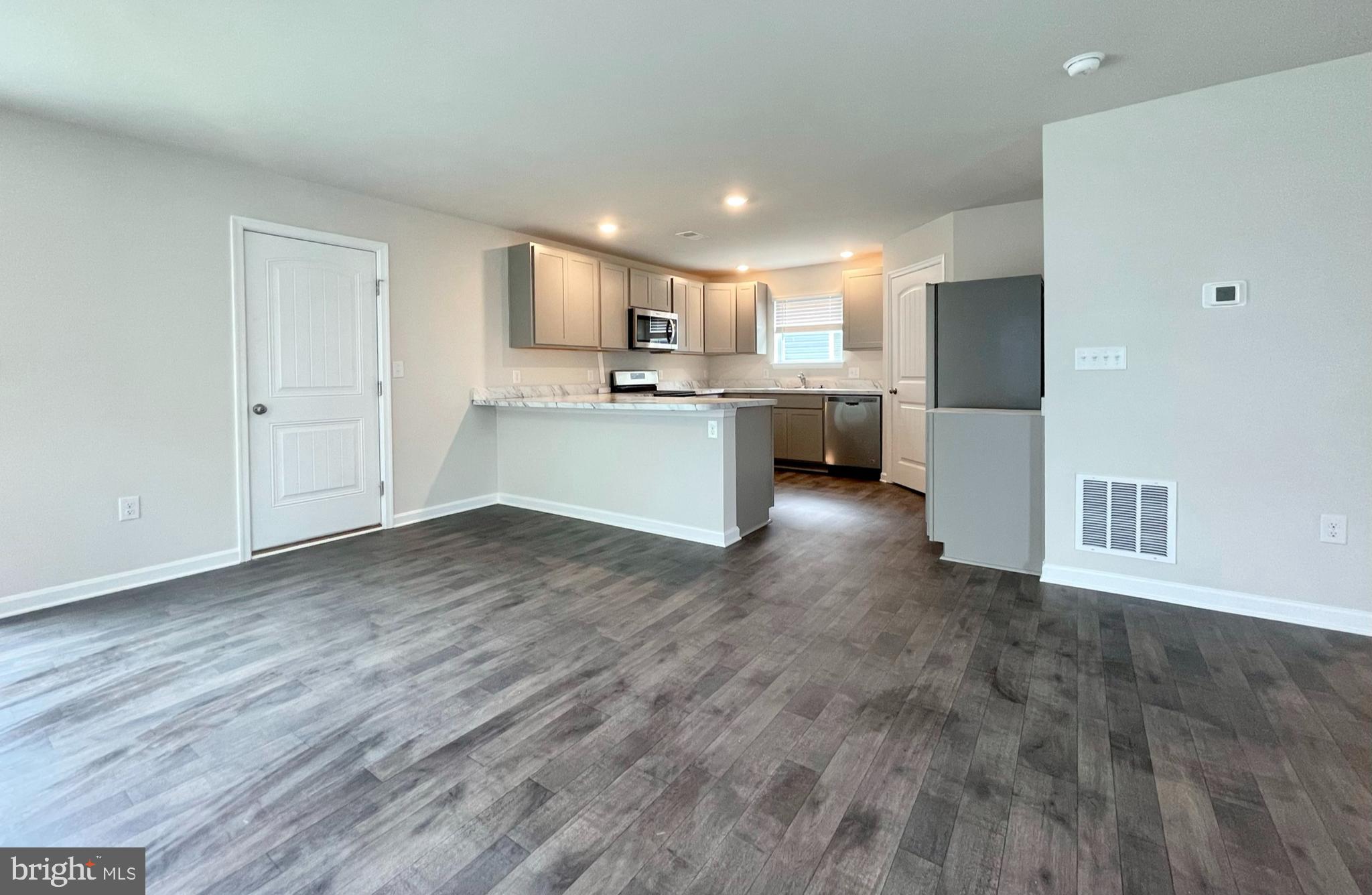 THE VILLAGE AT CHESTERTOWN - Residential