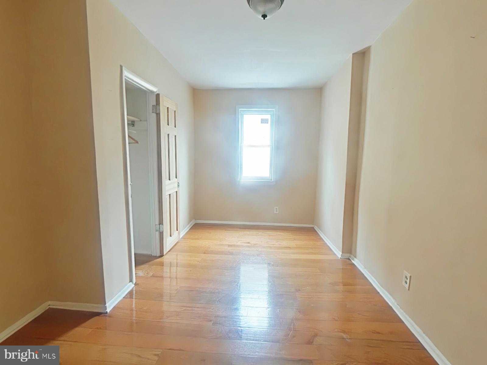 MANTUA - Residential