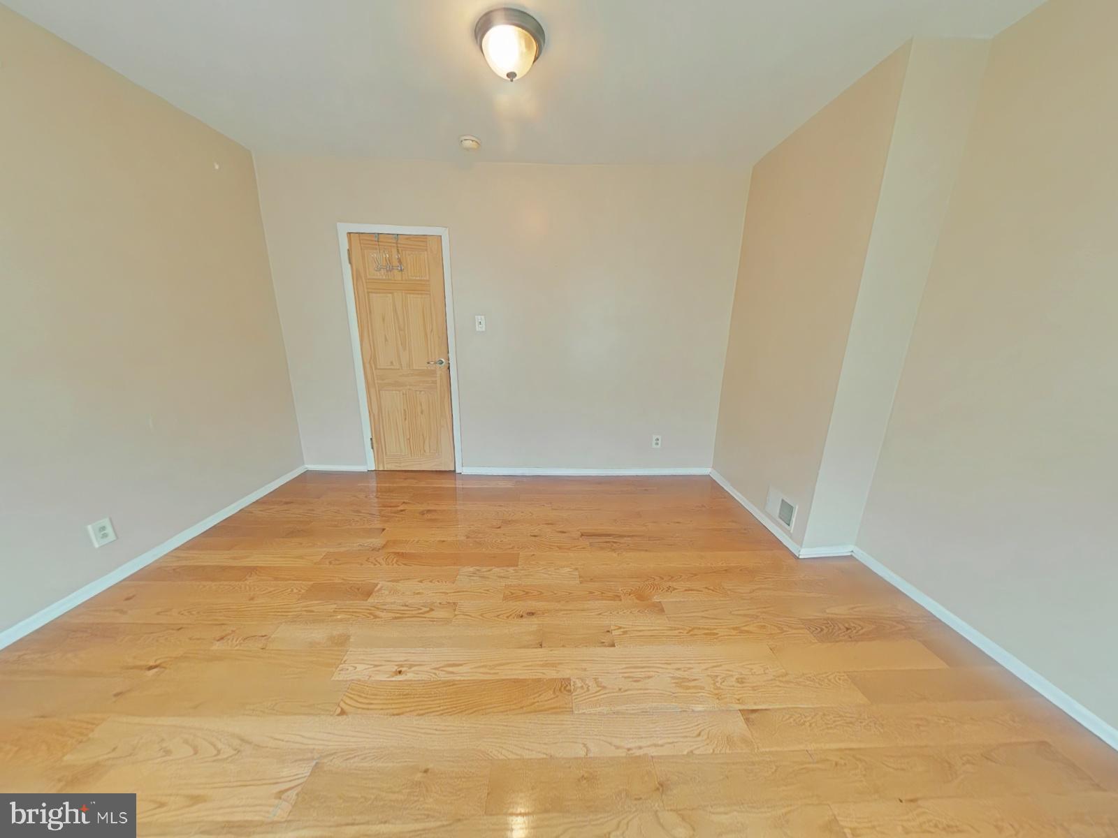 MANTUA - Residential