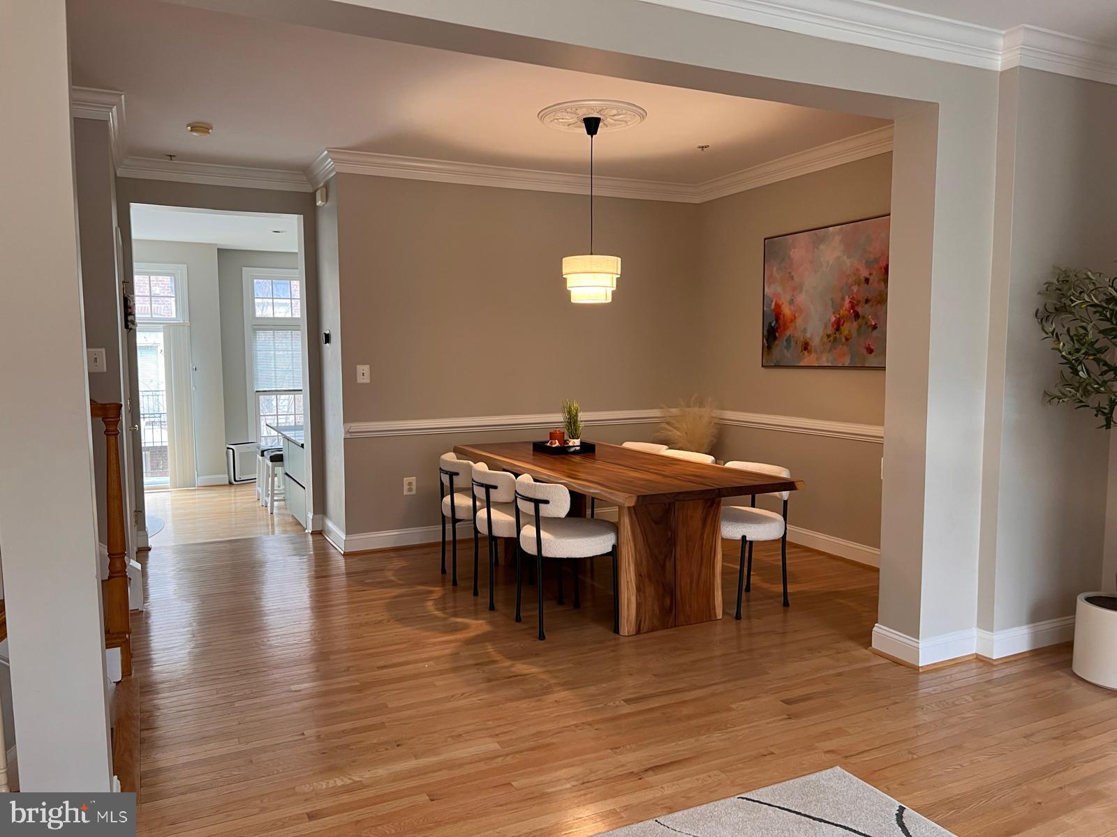 7443 CARRIAGE HILLS DRIVE