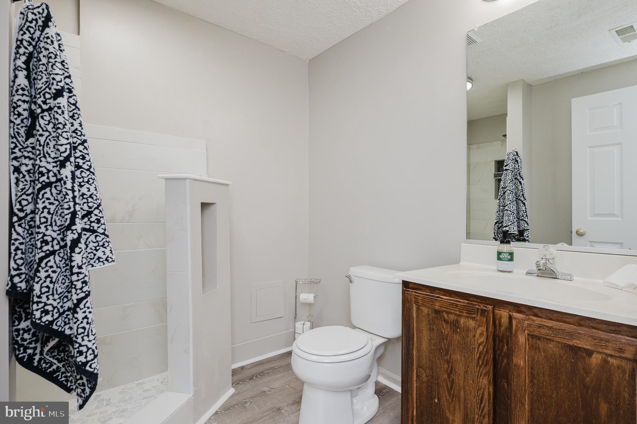 VILLAGE OF LONG REACH - Residential