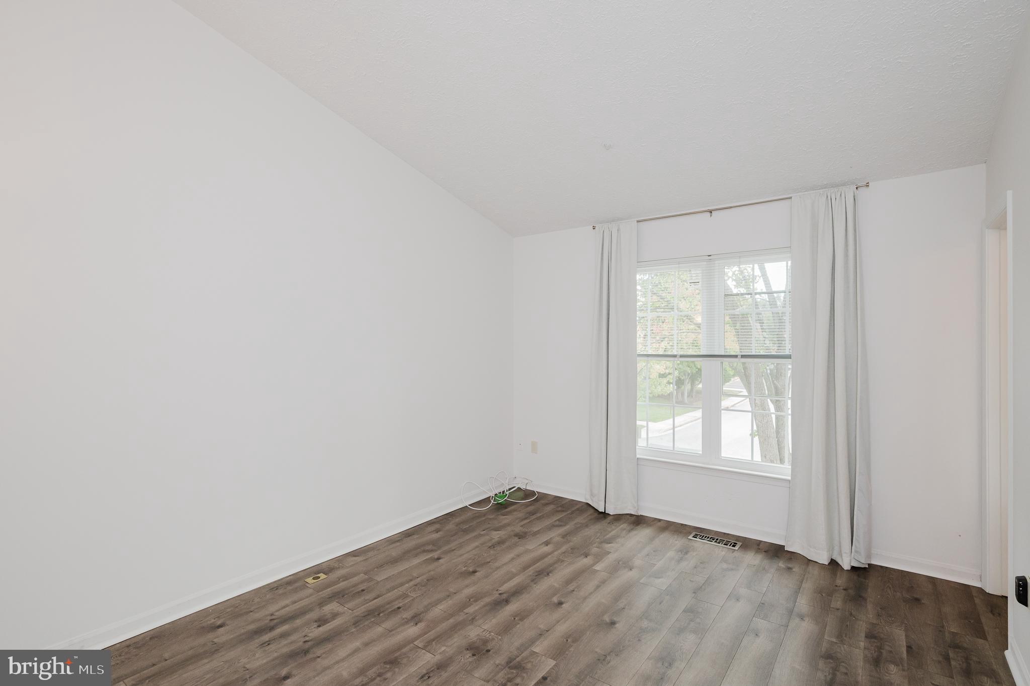 VILLAGE OF LONG REACH - Residential