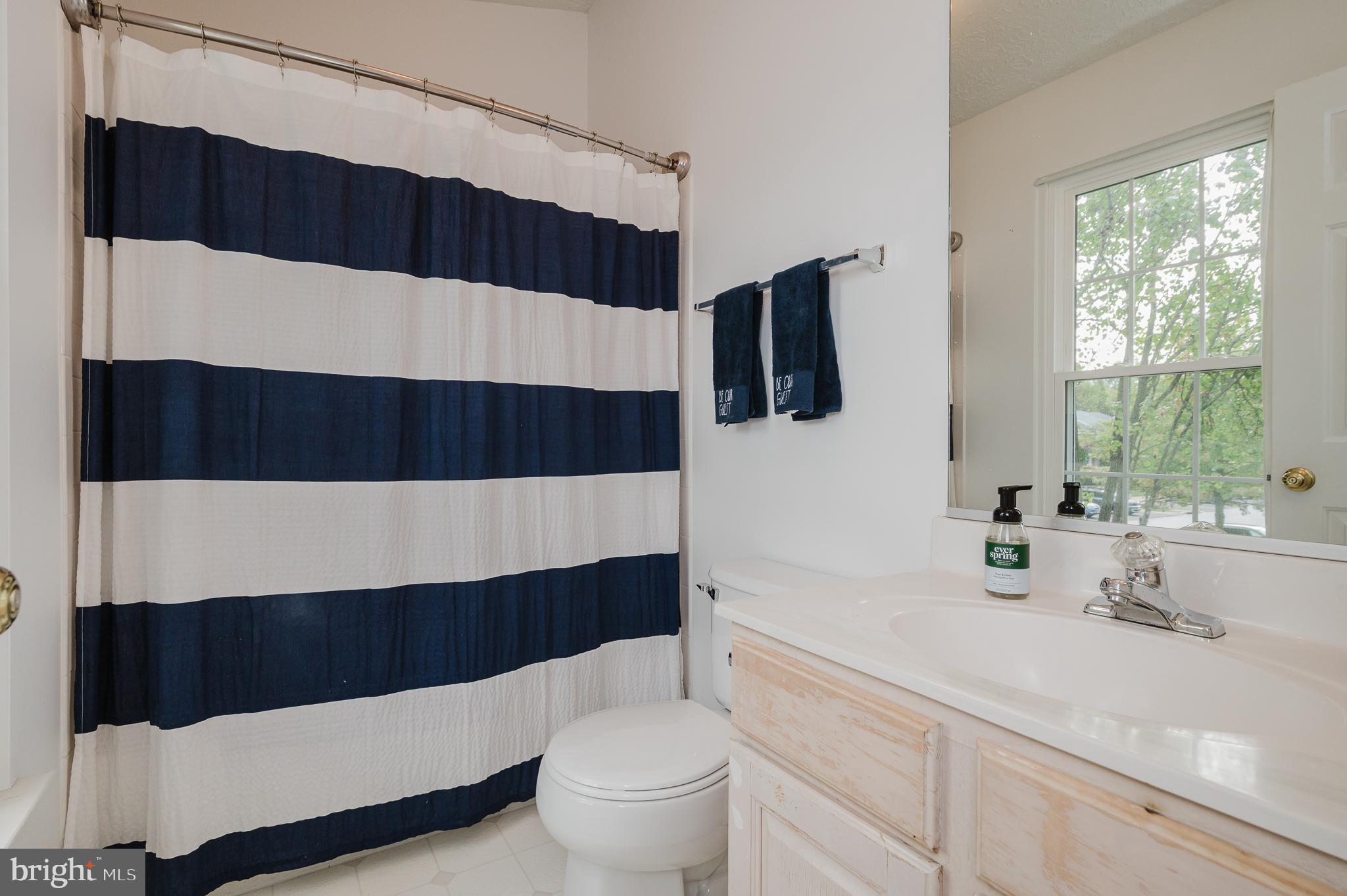 VILLAGE OF LONG REACH - Residential