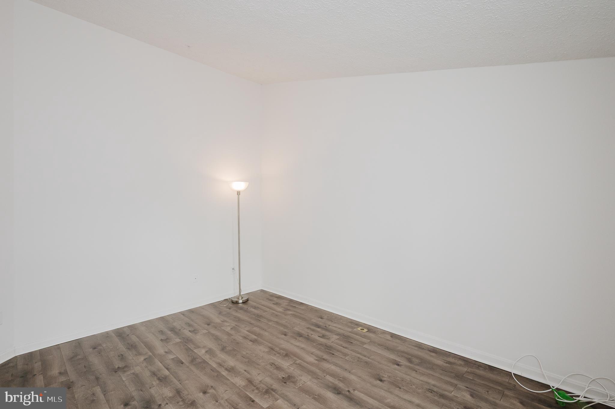 VILLAGE OF LONG REACH - Residential