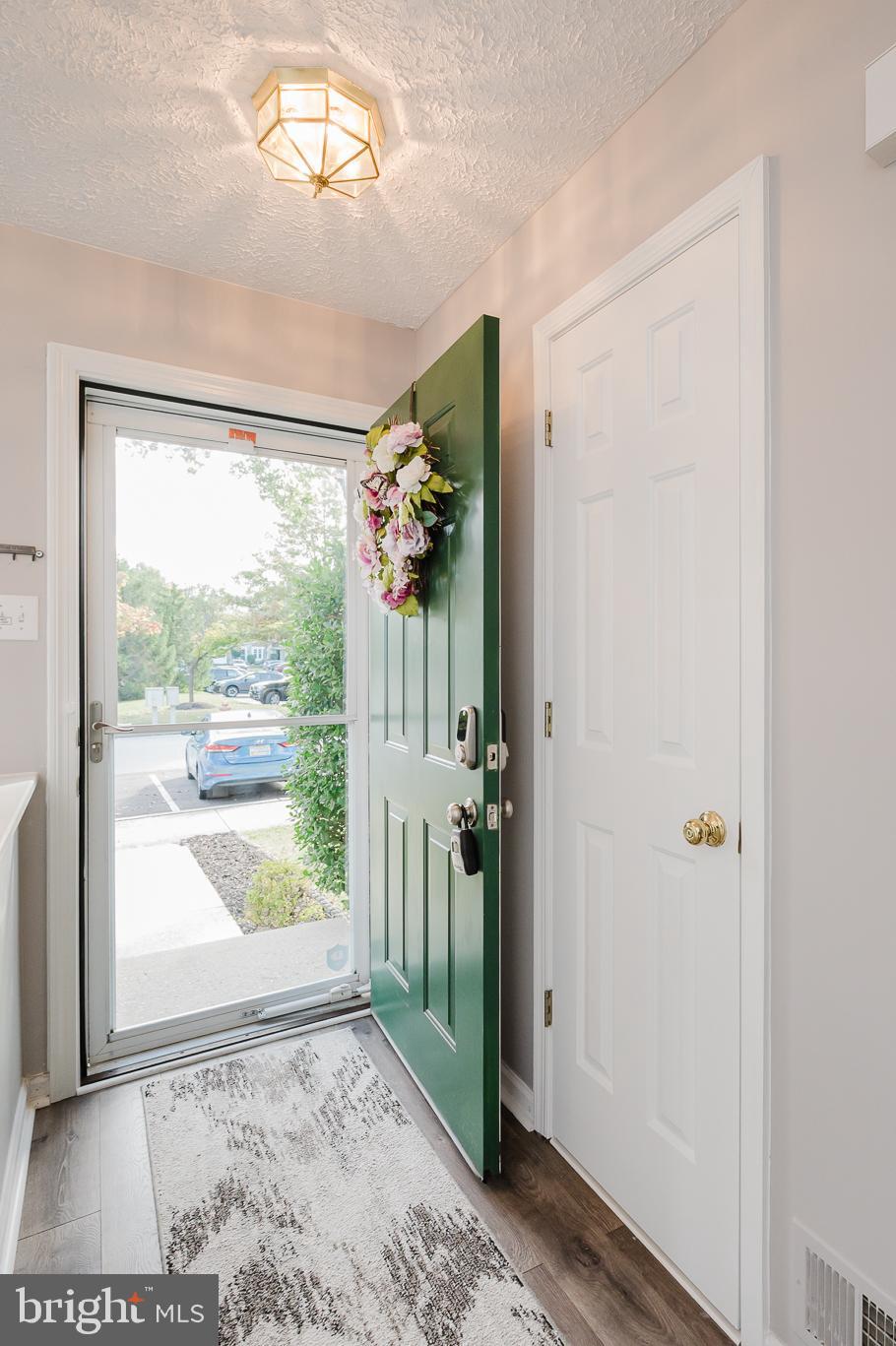 6118 STARBURN PATH