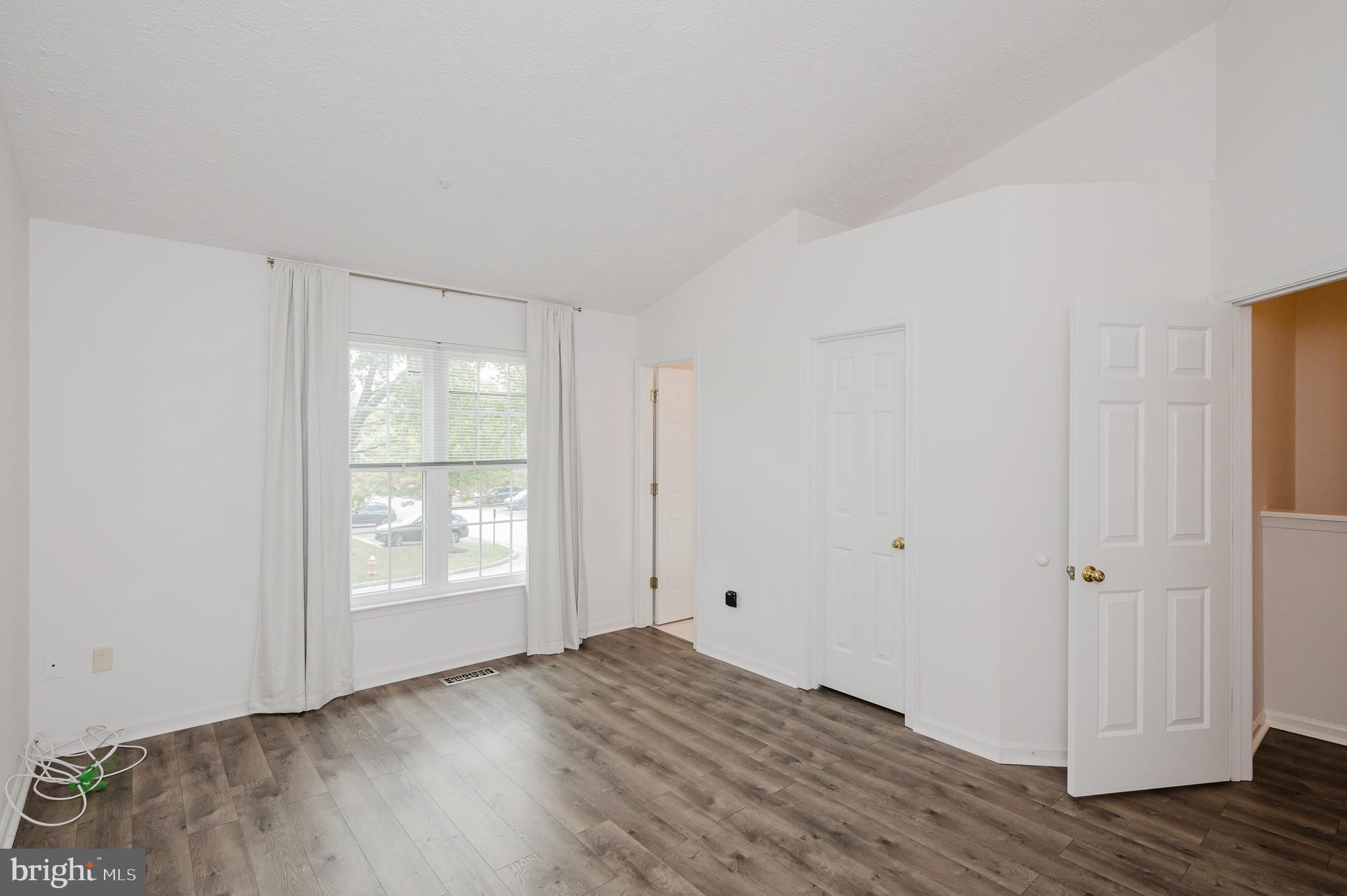 VILLAGE OF LONG REACH - Residential