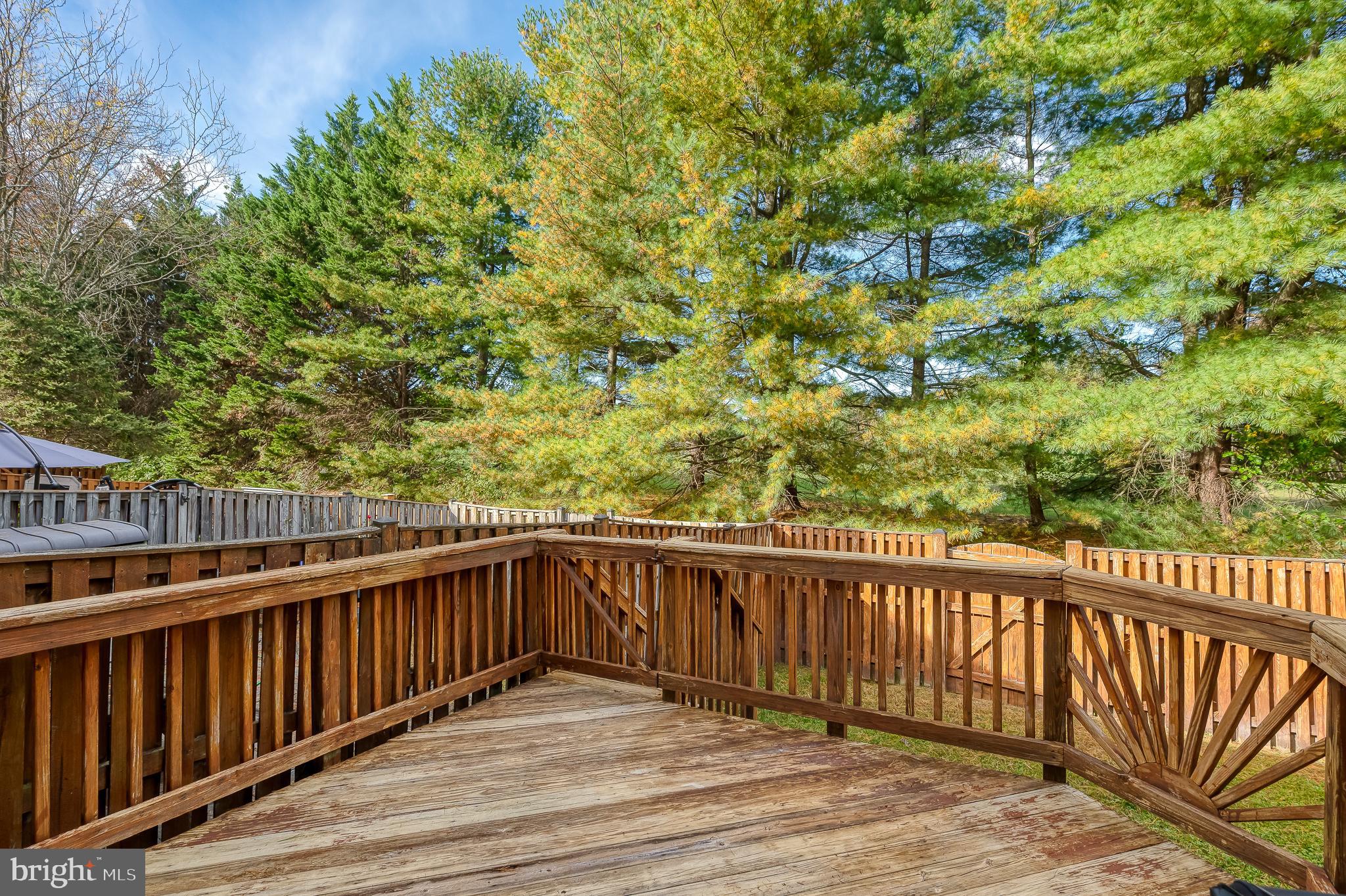 VILLAGE OF LONG REACH - Residential