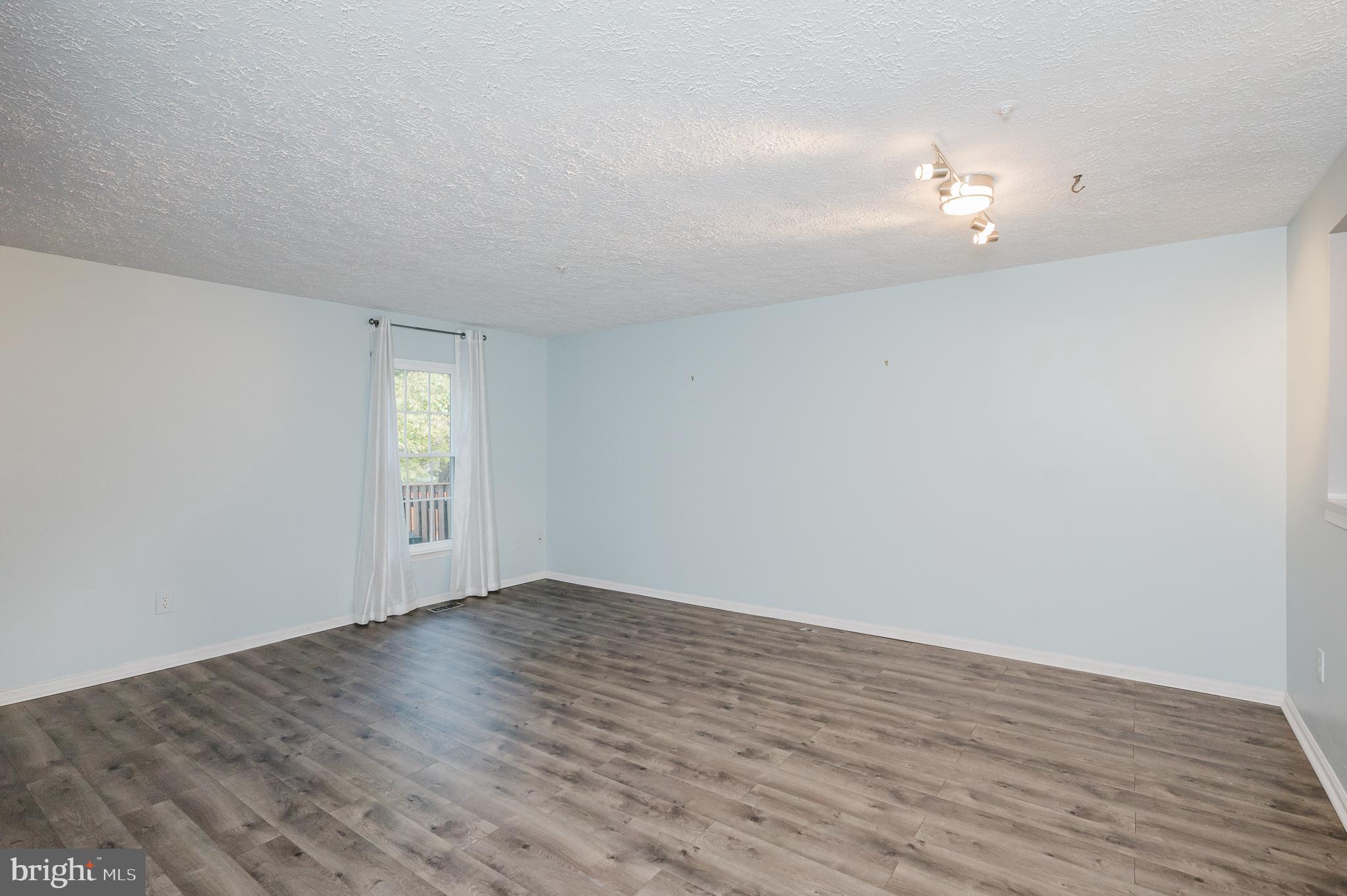 VILLAGE OF LONG REACH - Residential