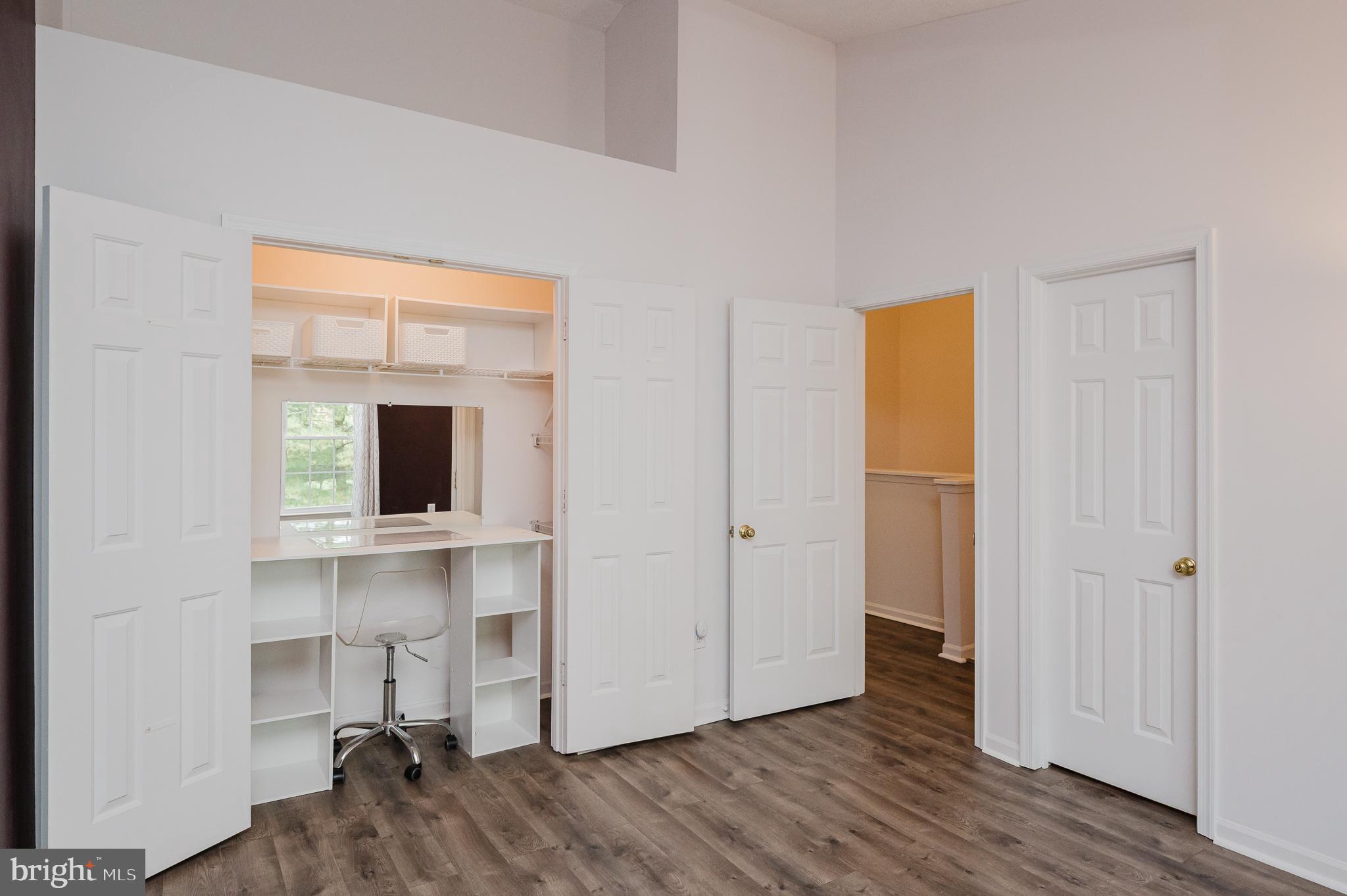 VILLAGE OF LONG REACH - Residential