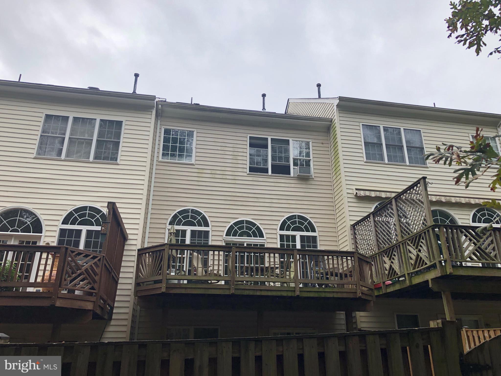 SPRING LAKES - Residential