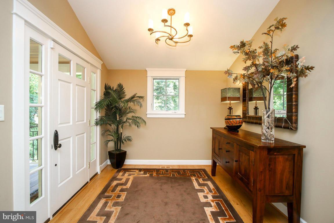 ROUND BAY - Residential