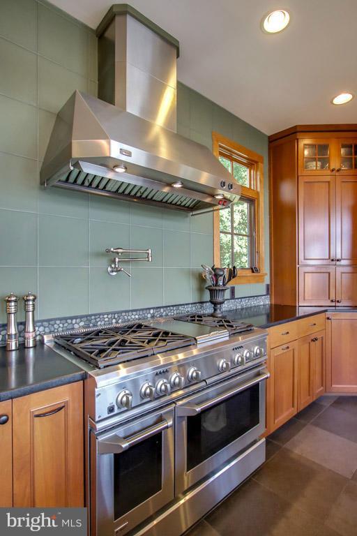 ROUND BAY - Residential