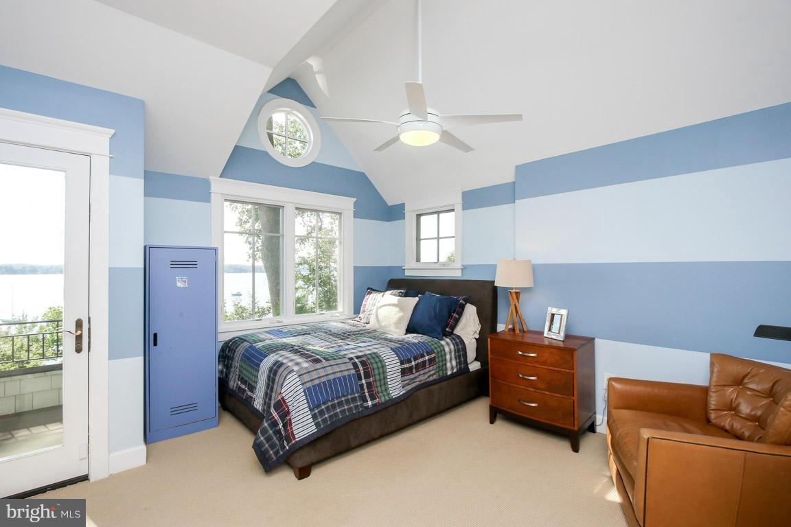 ROUND BAY - Residential