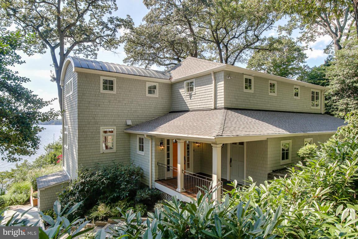 ROUND BAY - Residential