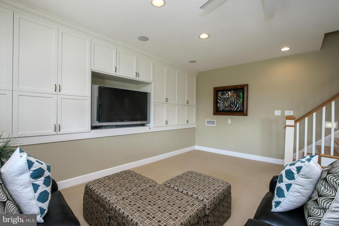 ROUND BAY - Residential