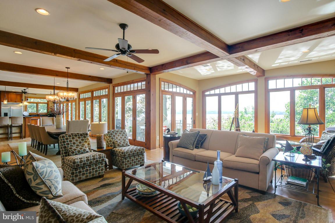 ROUND BAY - Residential