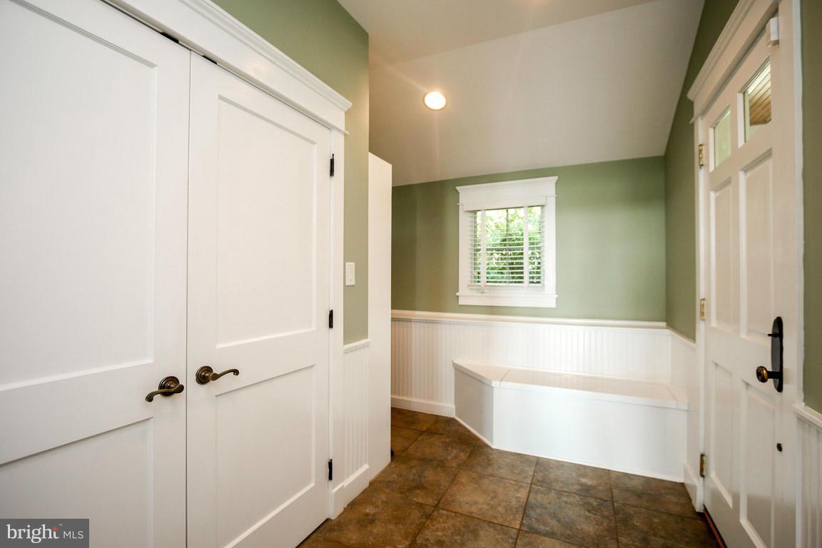 ROUND BAY - Residential