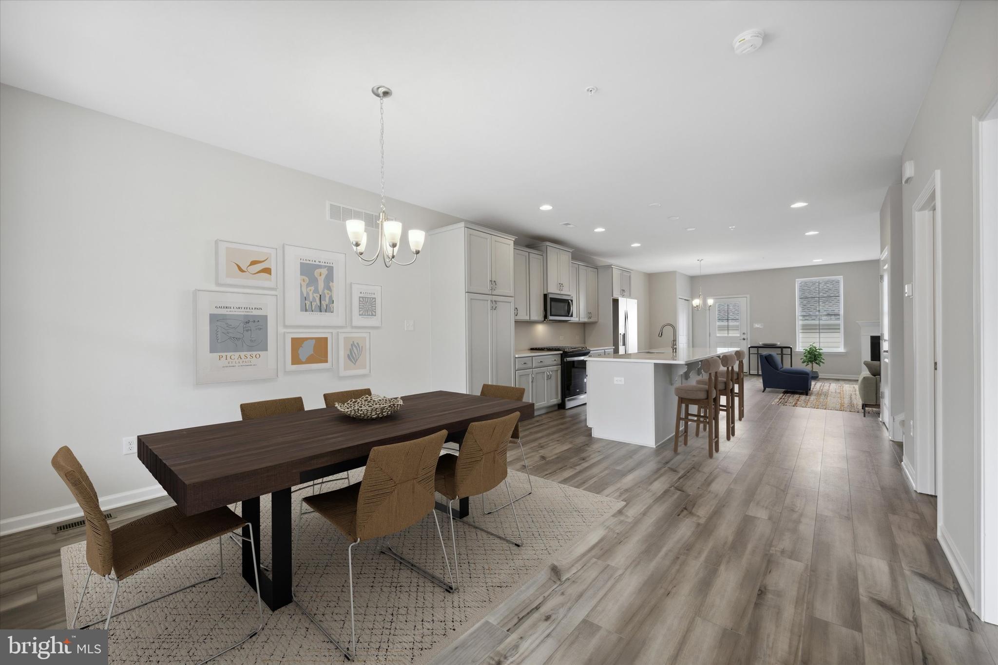 SPRING OAK - Residential