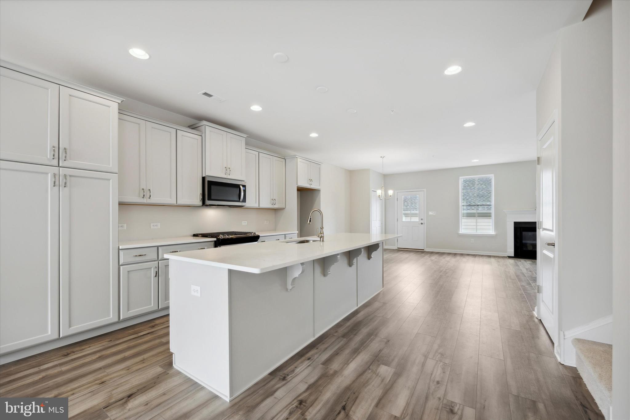 SPRING OAK - Residential