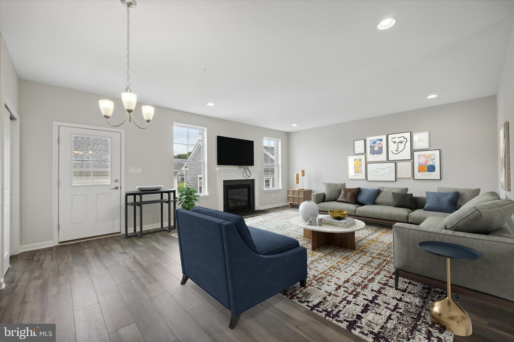 SPRING OAK - Residential