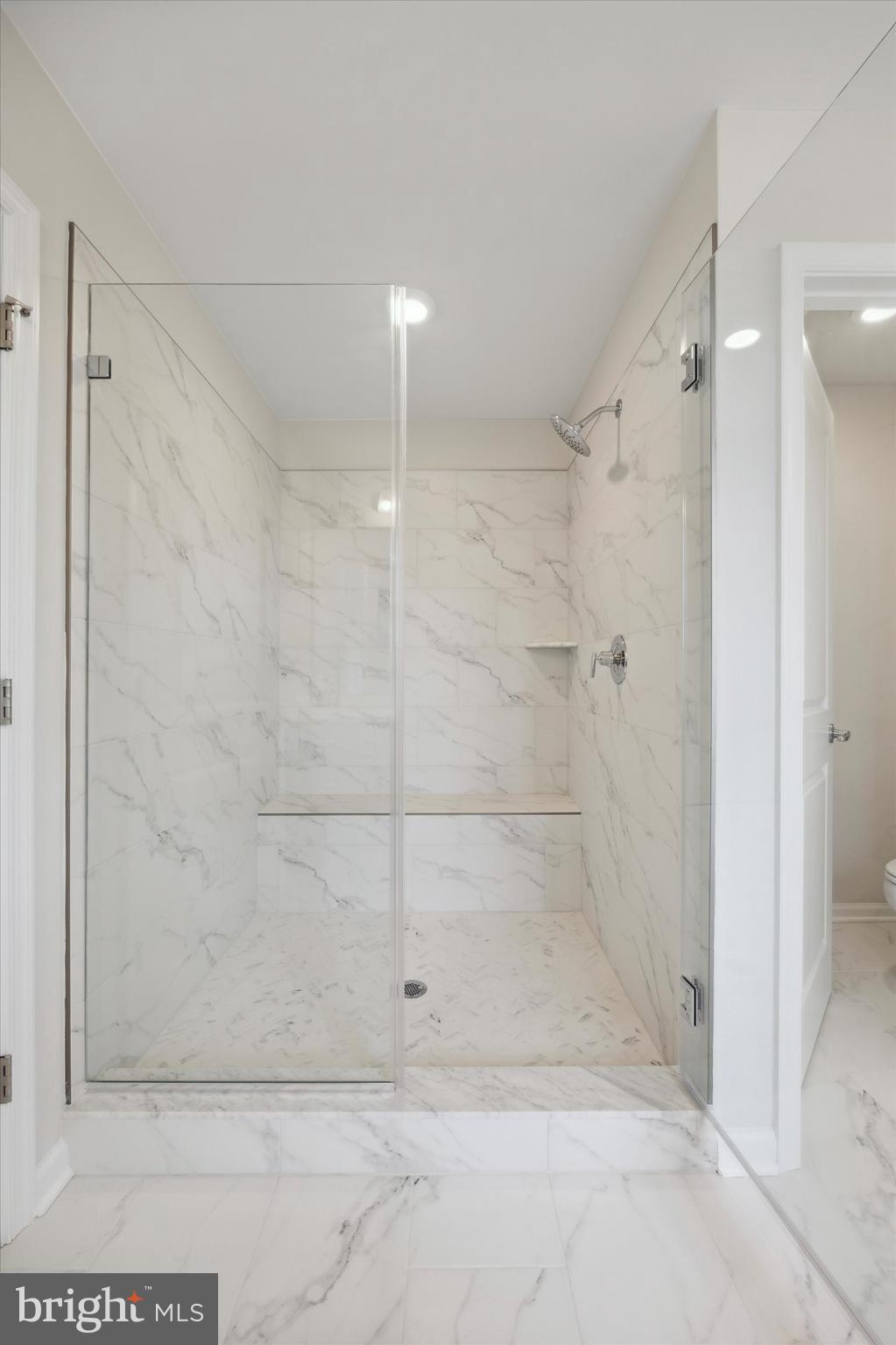 SPRING OAK - Residential