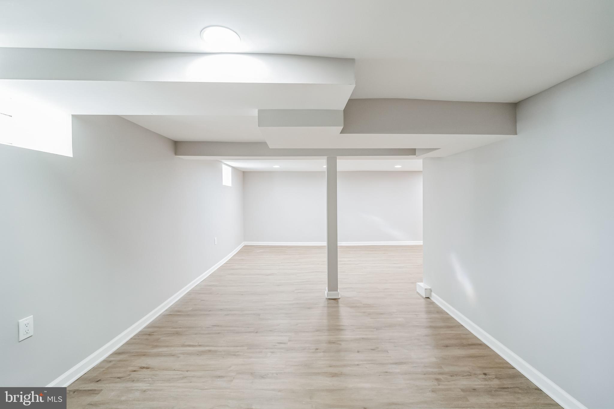 CRESTMONT - Residential