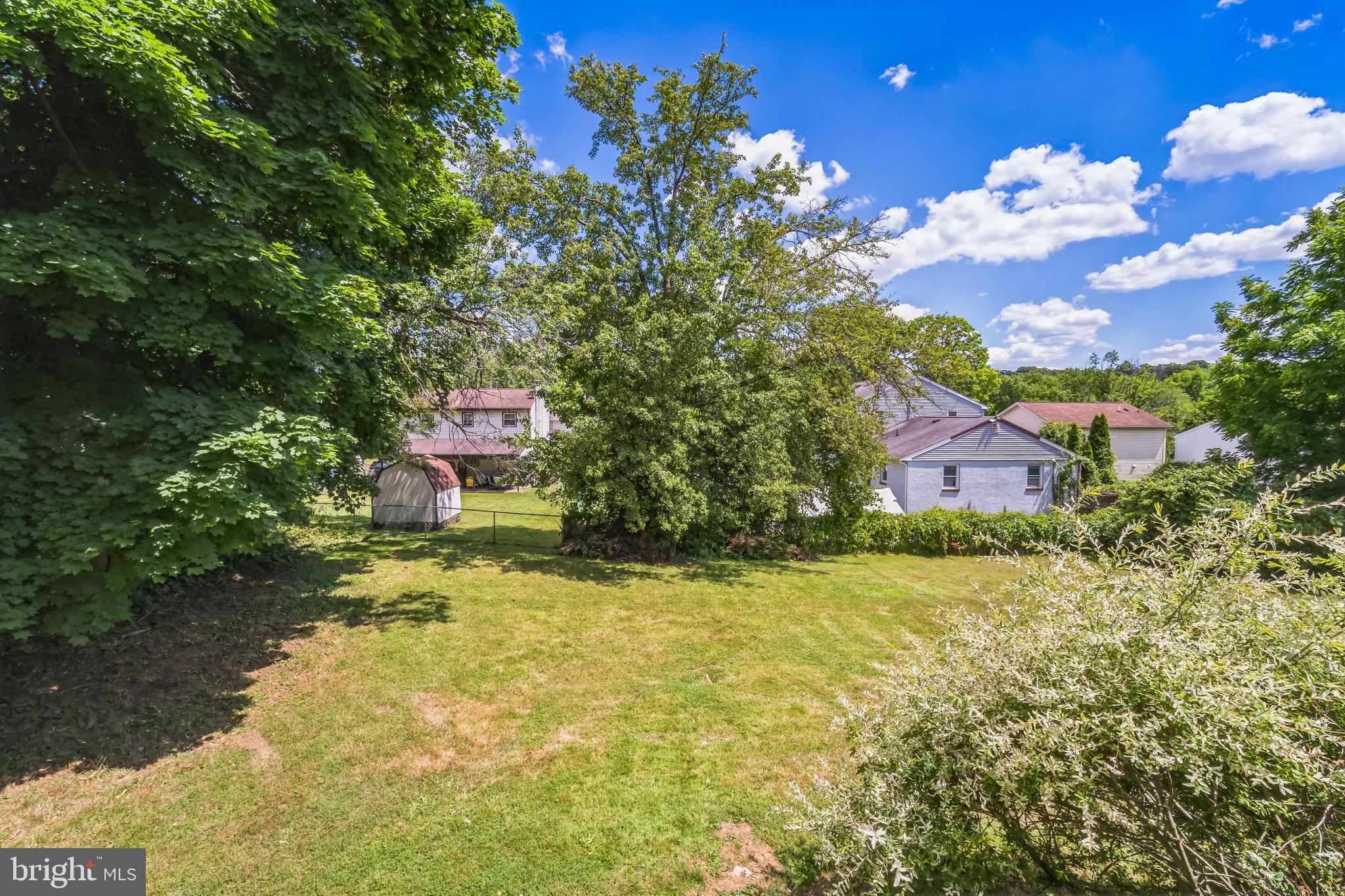 CRESTMONT - Residential