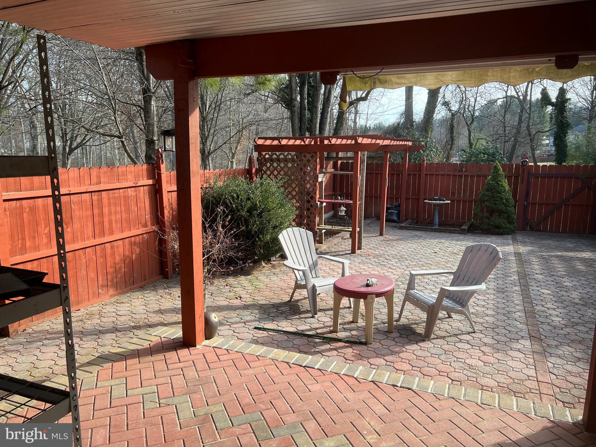 HUNTERS RUN VILLAGE - Residential Lease