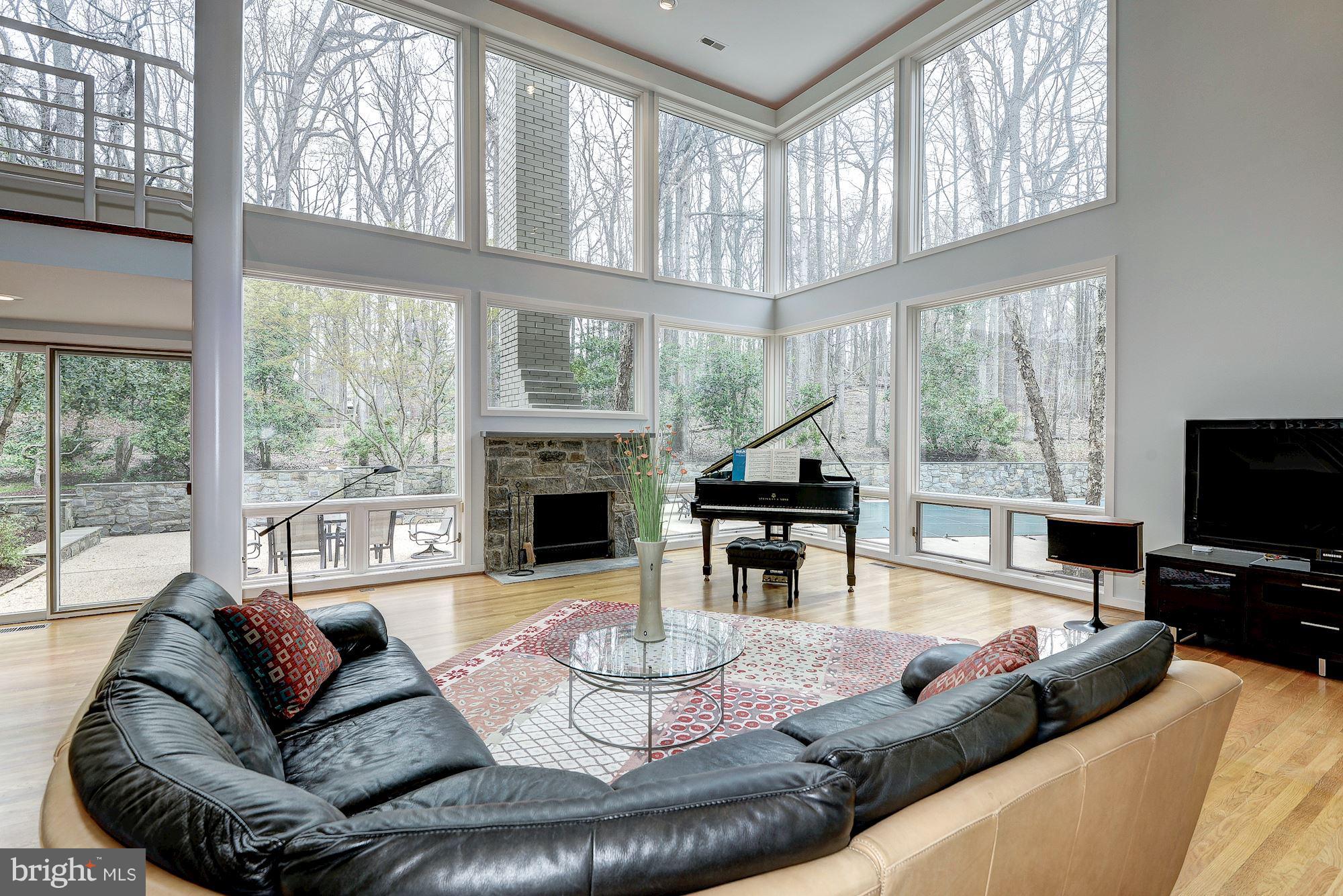 LANGLEY FOREST - Residential