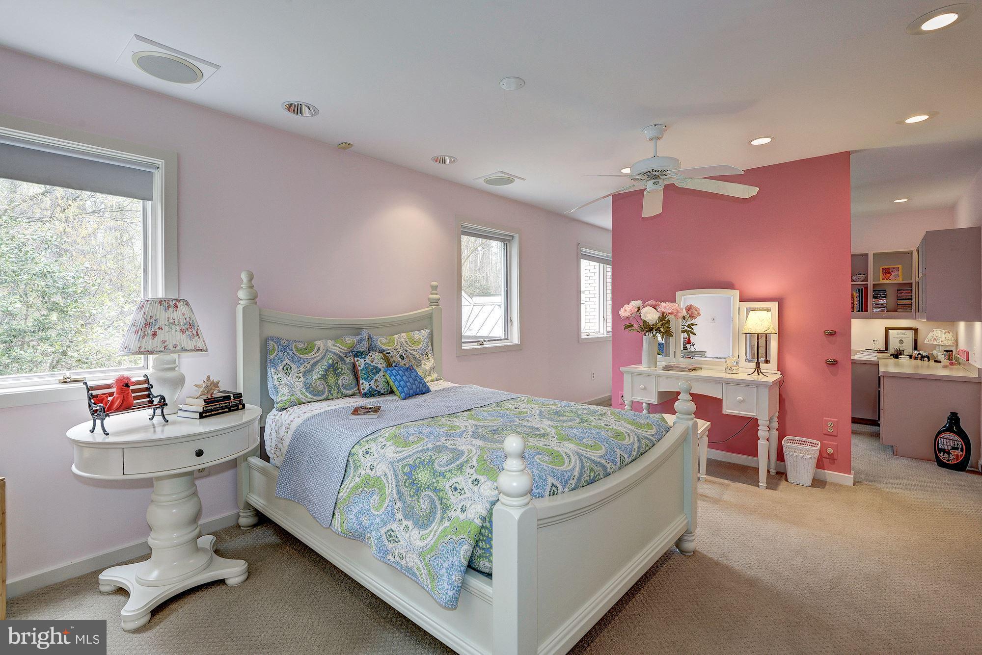 LANGLEY FOREST - Residential