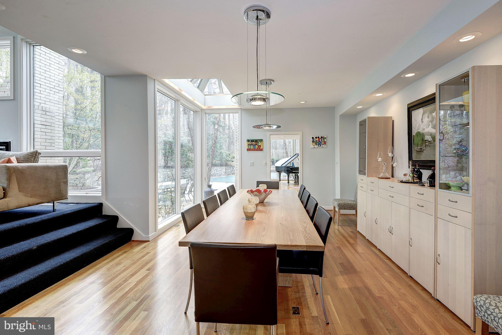 LANGLEY FOREST - Residential