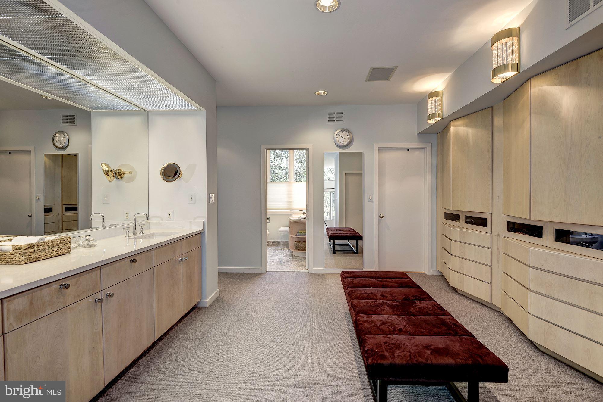 LANGLEY FOREST - Residential