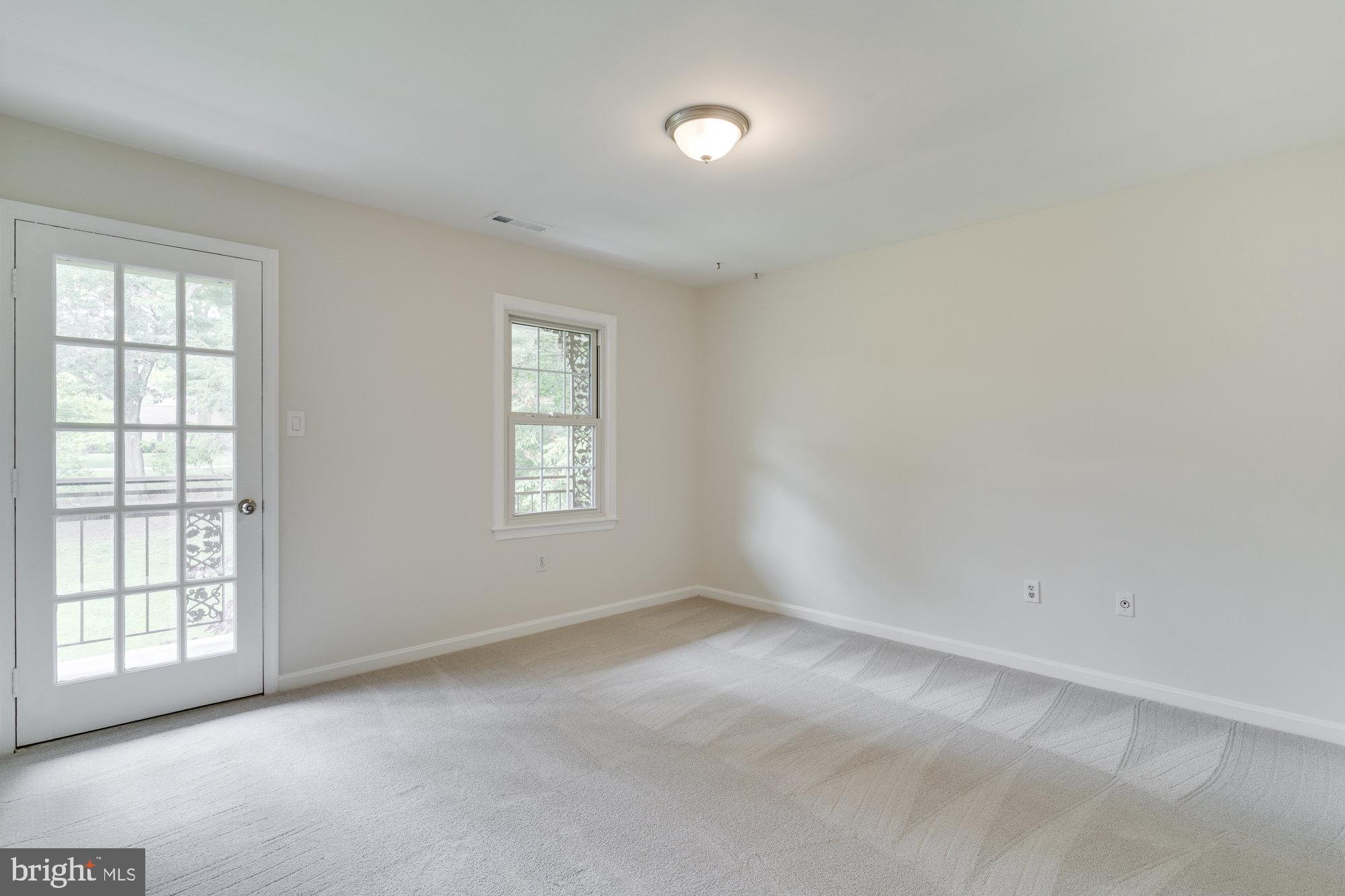 HICKORY CREEK - Residential