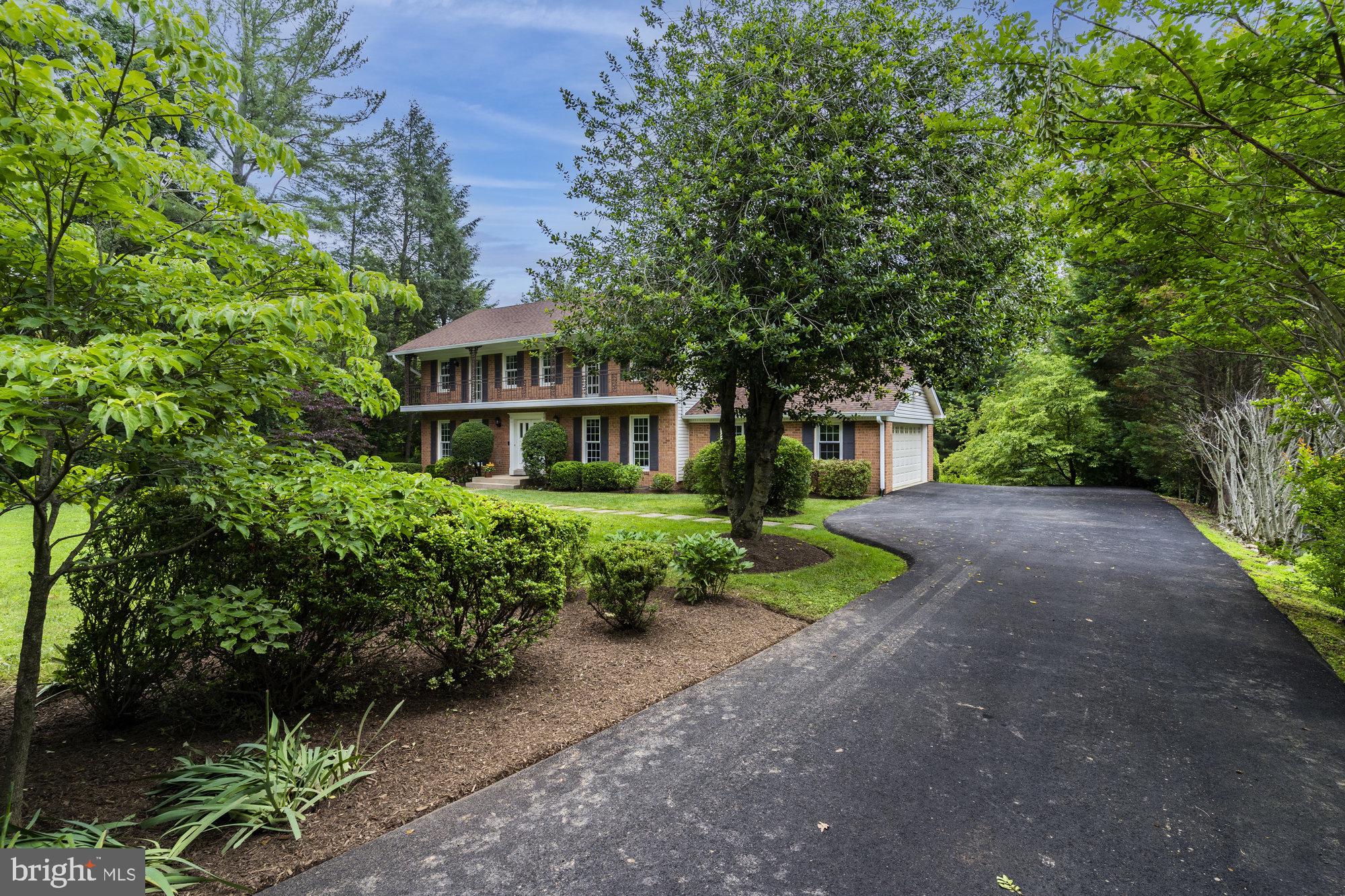 HICKORY CREEK - Residential