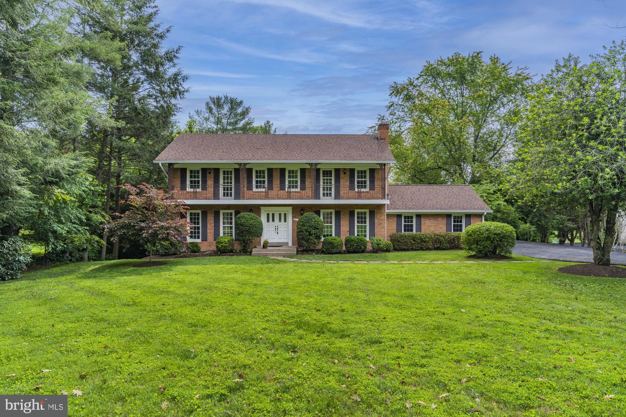 HICKORY CREEK - Residential