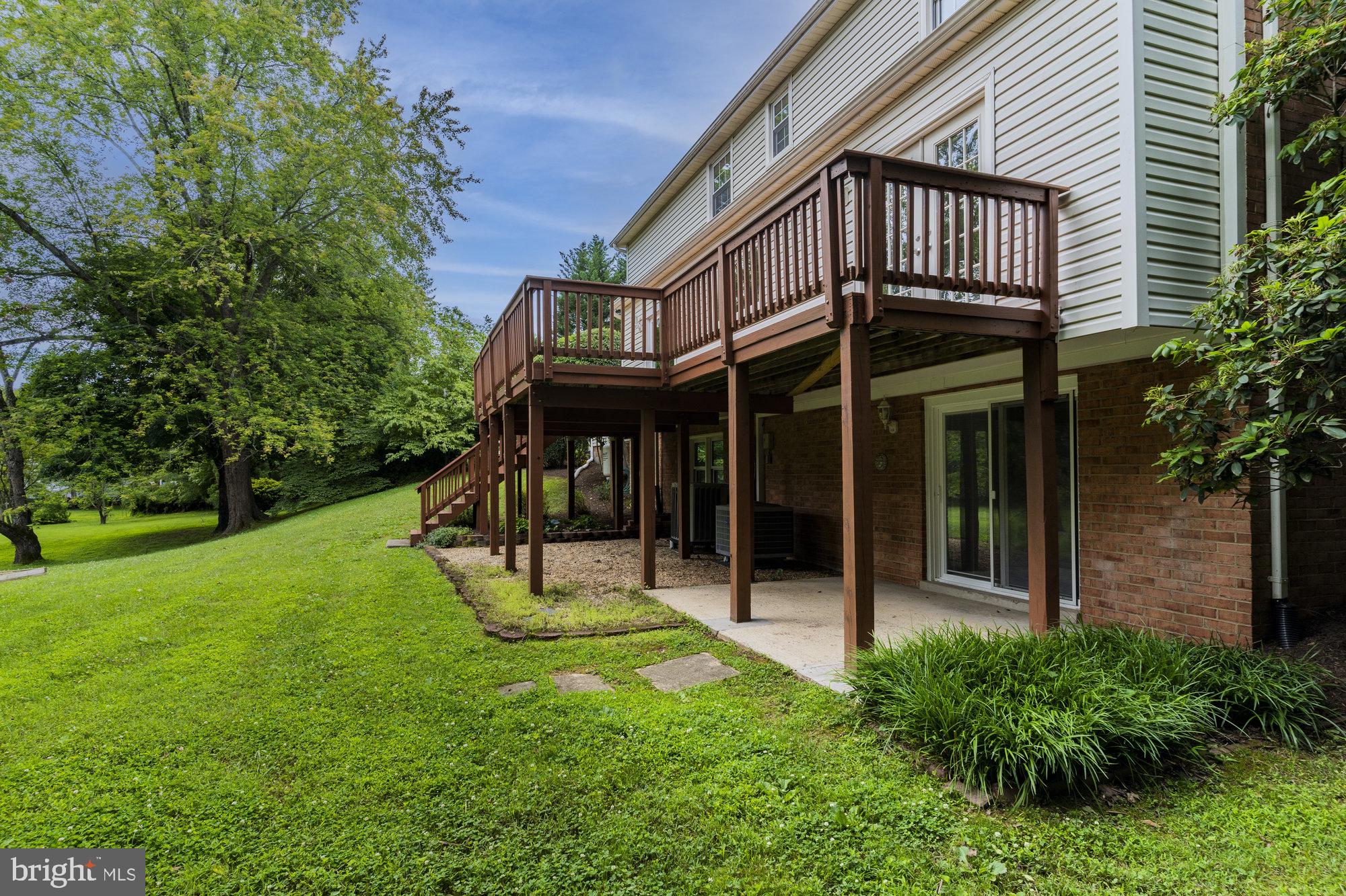 HICKORY CREEK - Residential