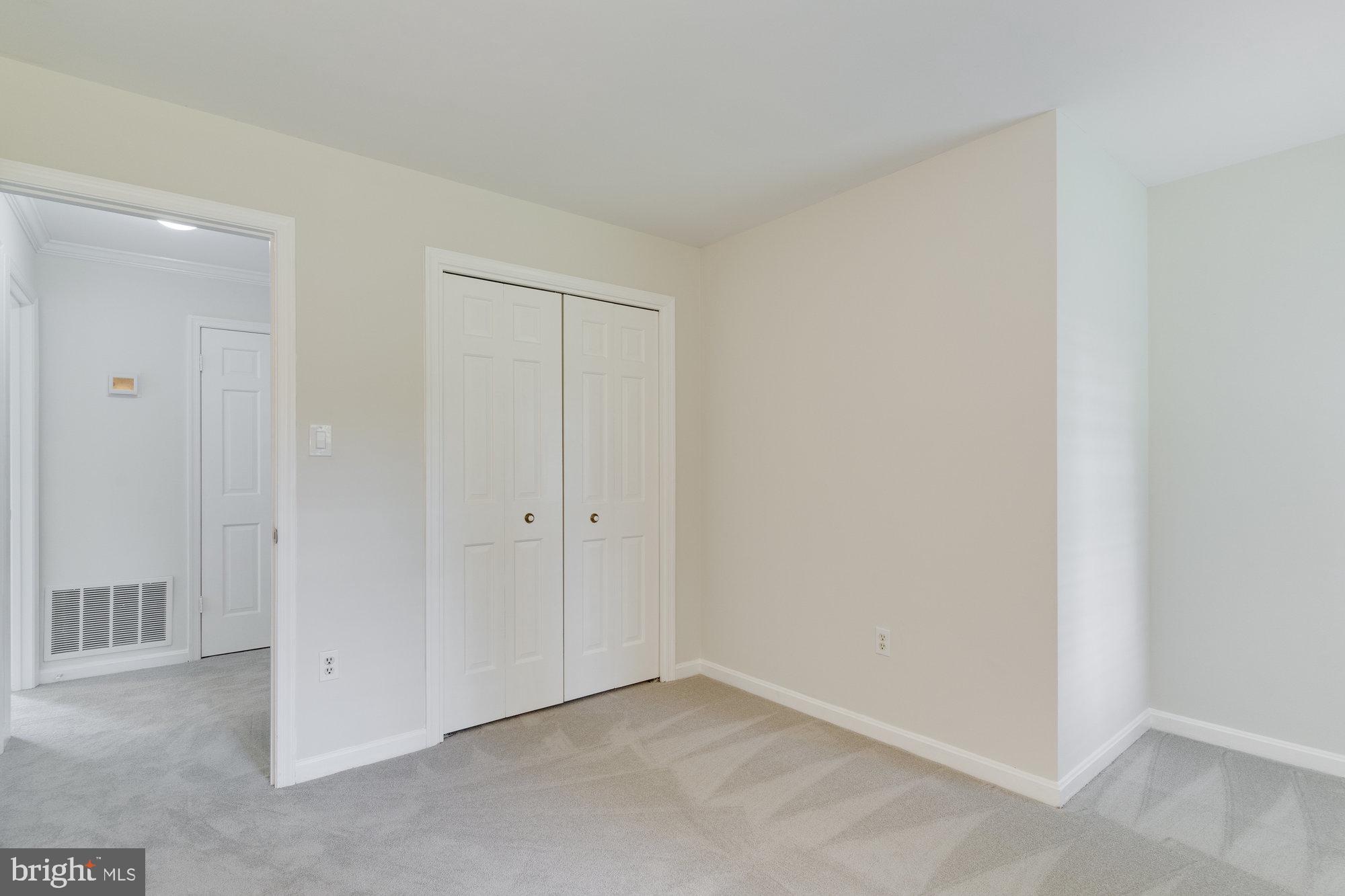 HICKORY CREEK - Residential