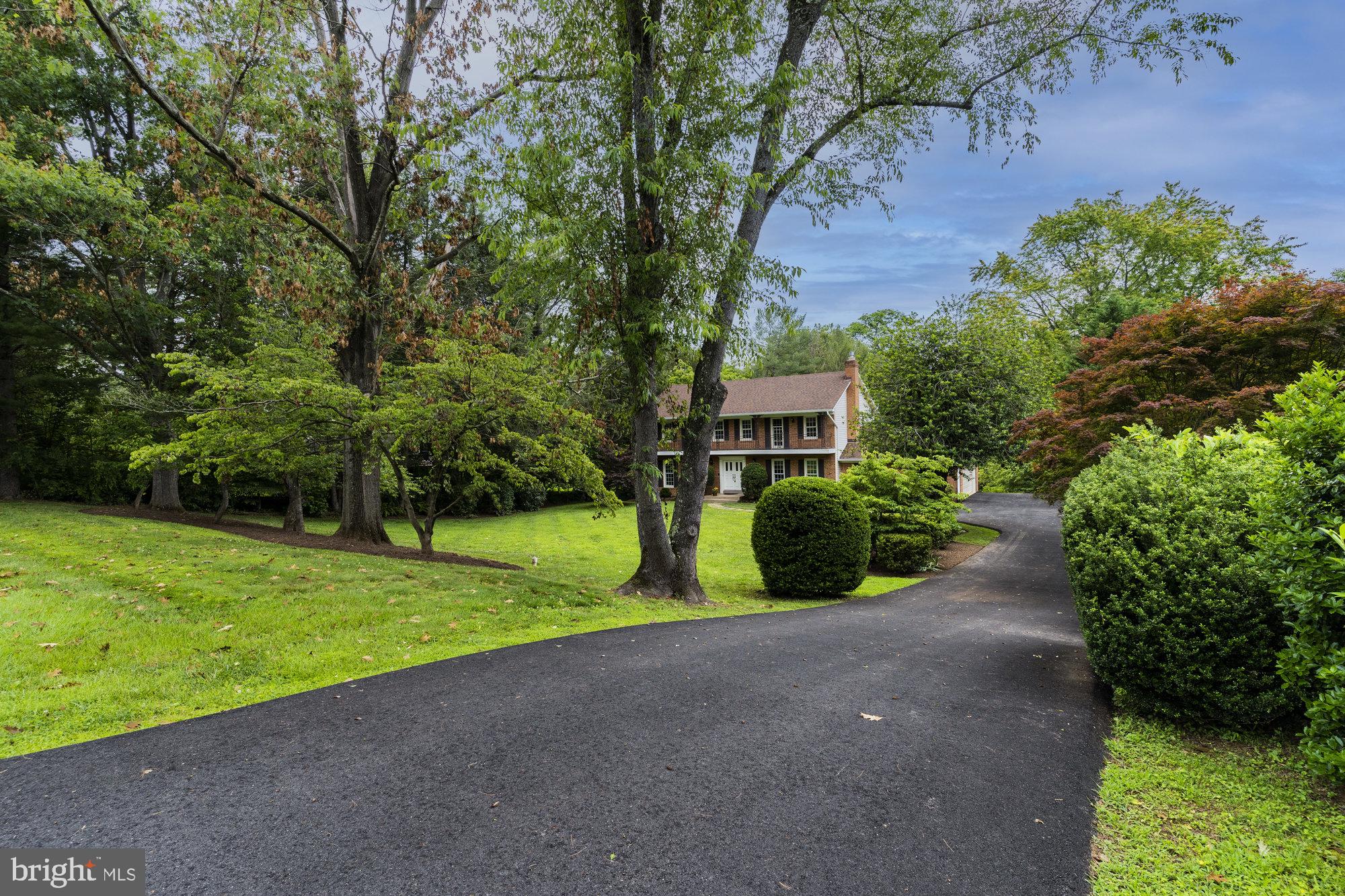 HICKORY CREEK - Residential