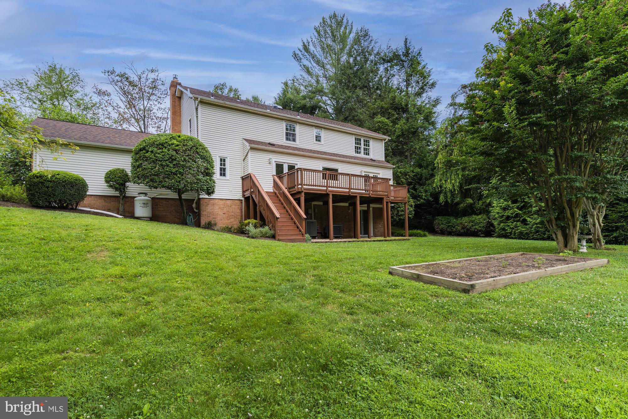 HICKORY CREEK - Residential