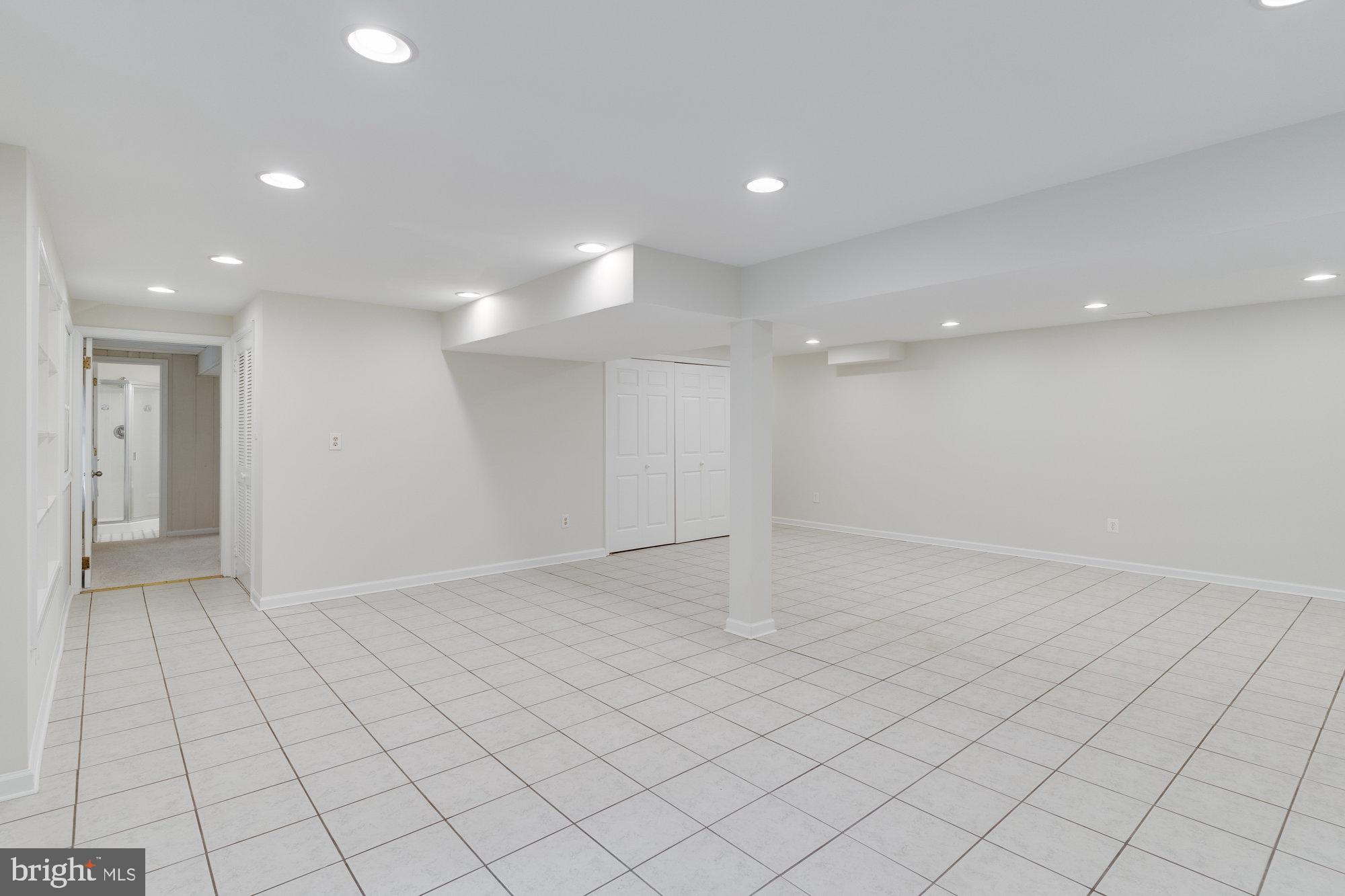 HICKORY CREEK - Residential