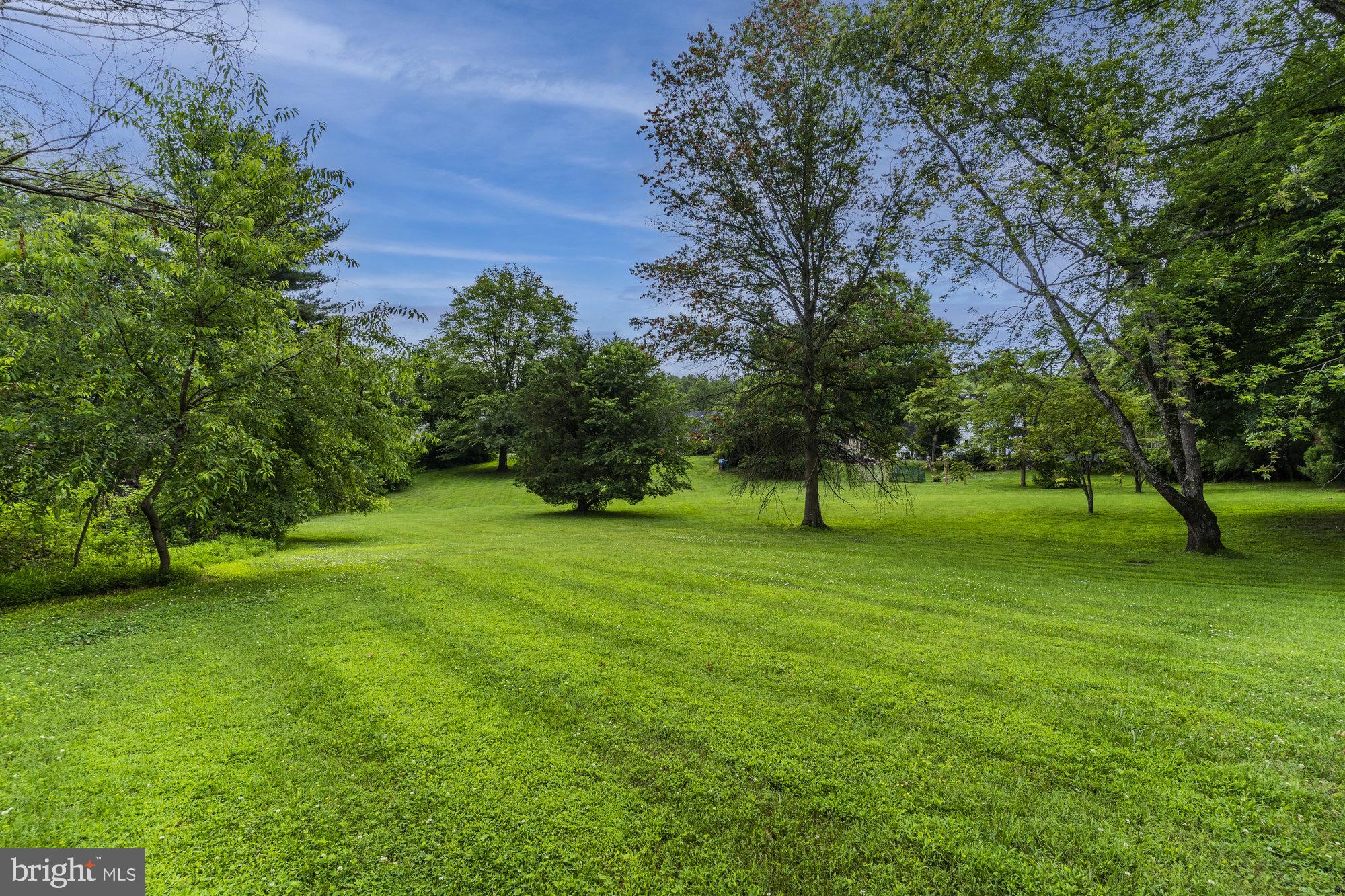 HICKORY CREEK - Residential