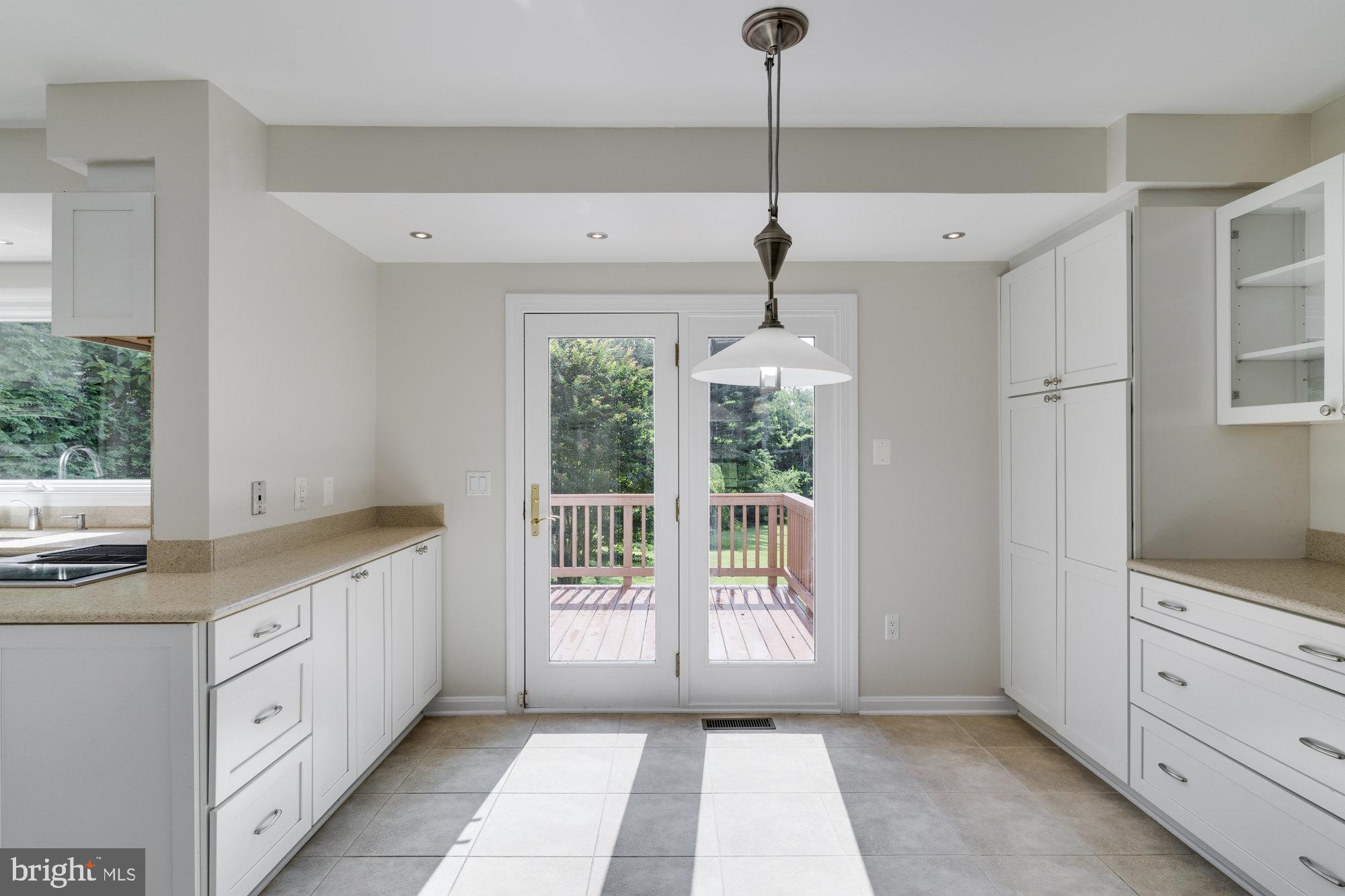 HICKORY CREEK - Residential