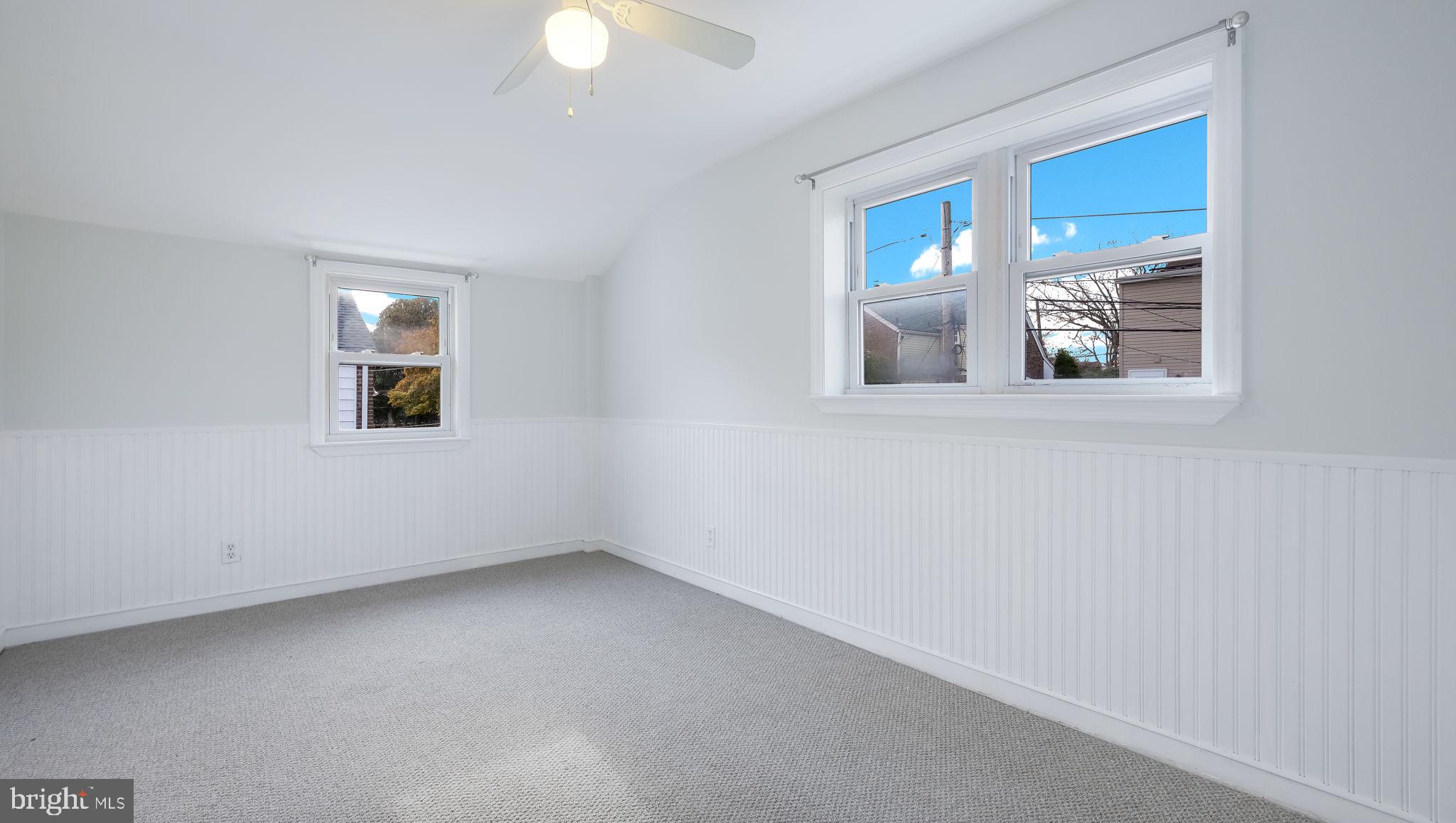 MILMONT PARK - Residential