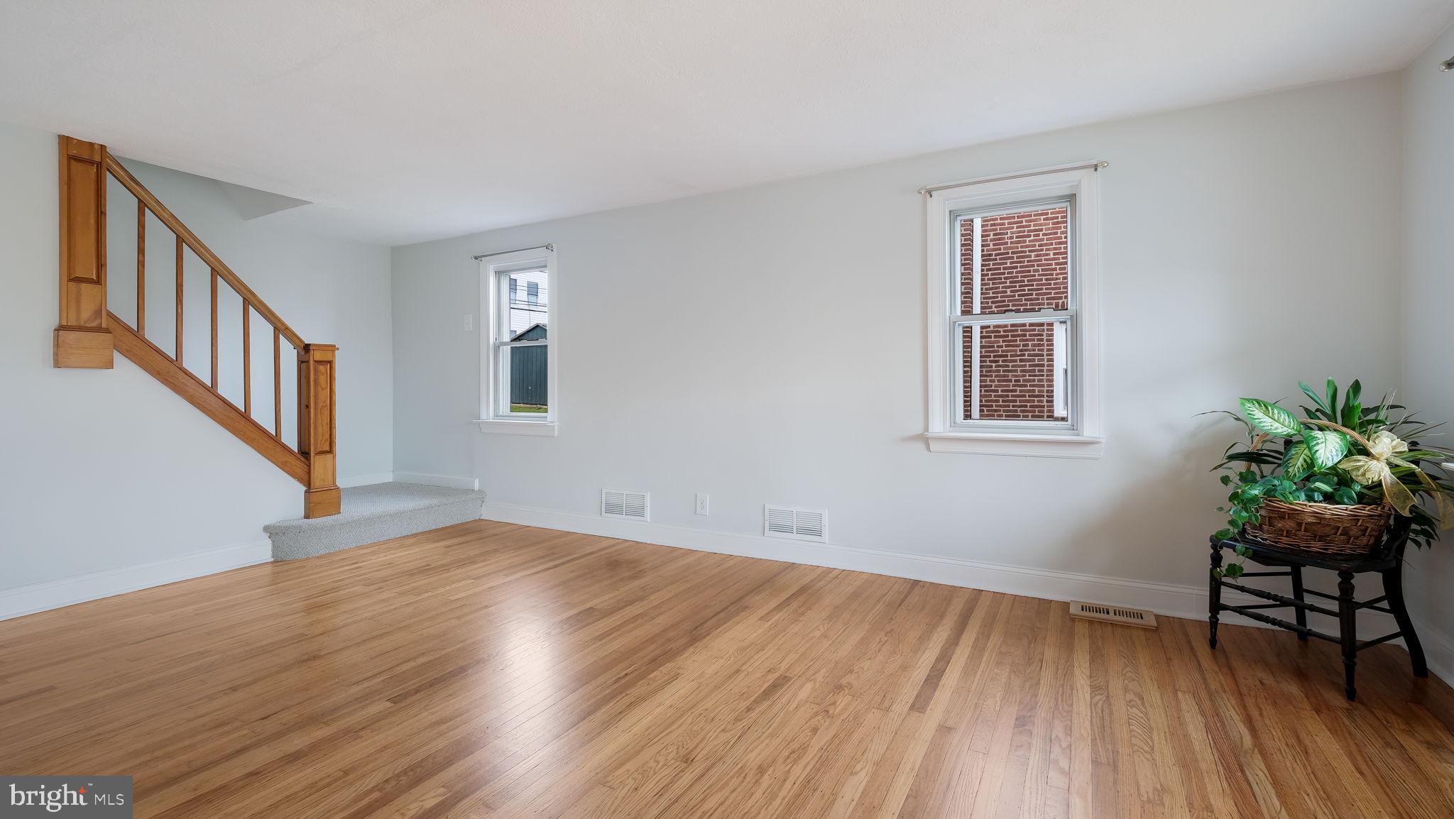 MILMONT PARK - Residential