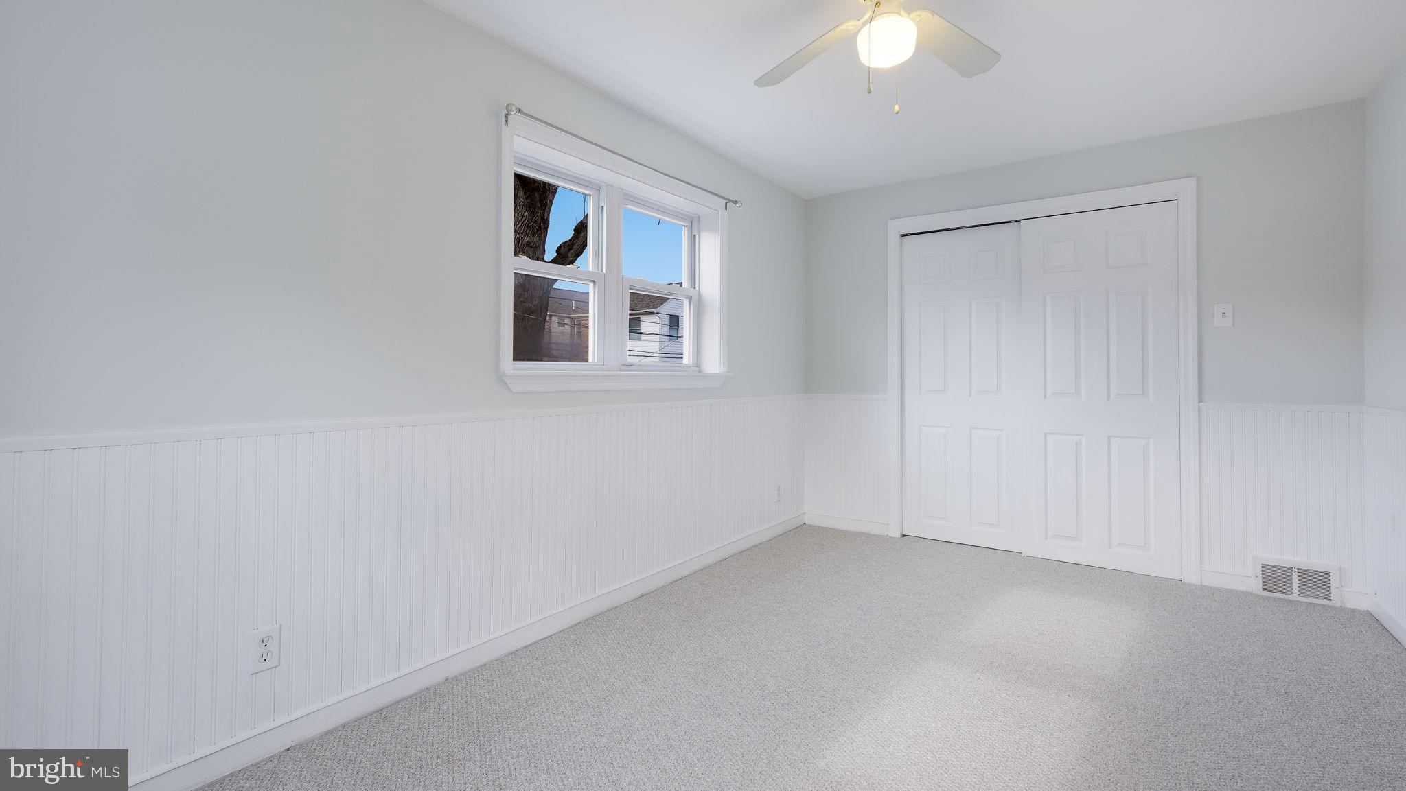 MILMONT PARK - Residential